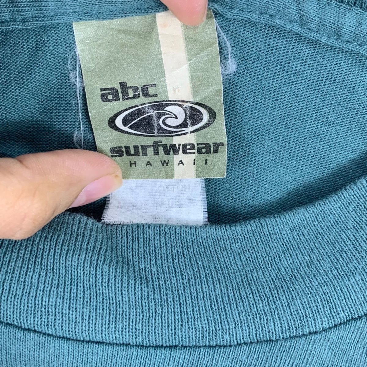 Vintage Vintage 90’ ABC SUNWEAR HAWAII Crest Logo Tee Shirt Top Size US L / EU 52-54 / 3 - 7 Thumbnail