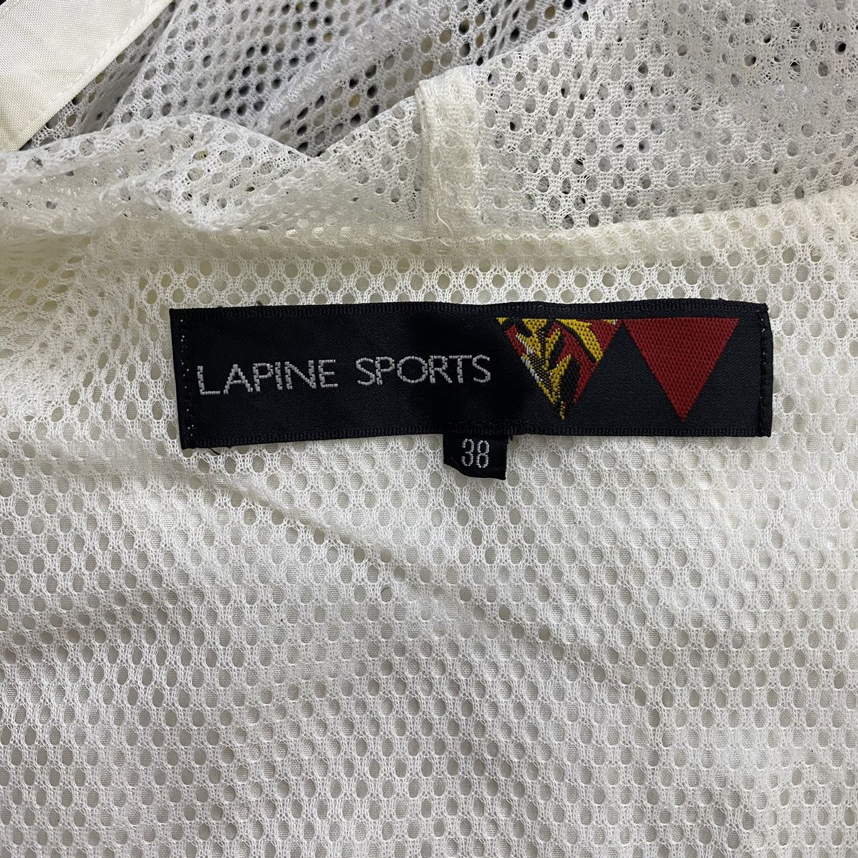 Other LAPINE SPORTS Multi Pockets Hooded Raincoats White Jacket Size US L / EU 52-54 / 3 - 3 Thumbnail