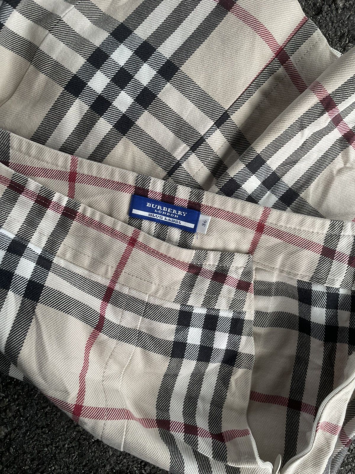 Burberry Burberry Nova Check Skirt Size 24" / US 00 / IT 34 - 4 Thumbnail