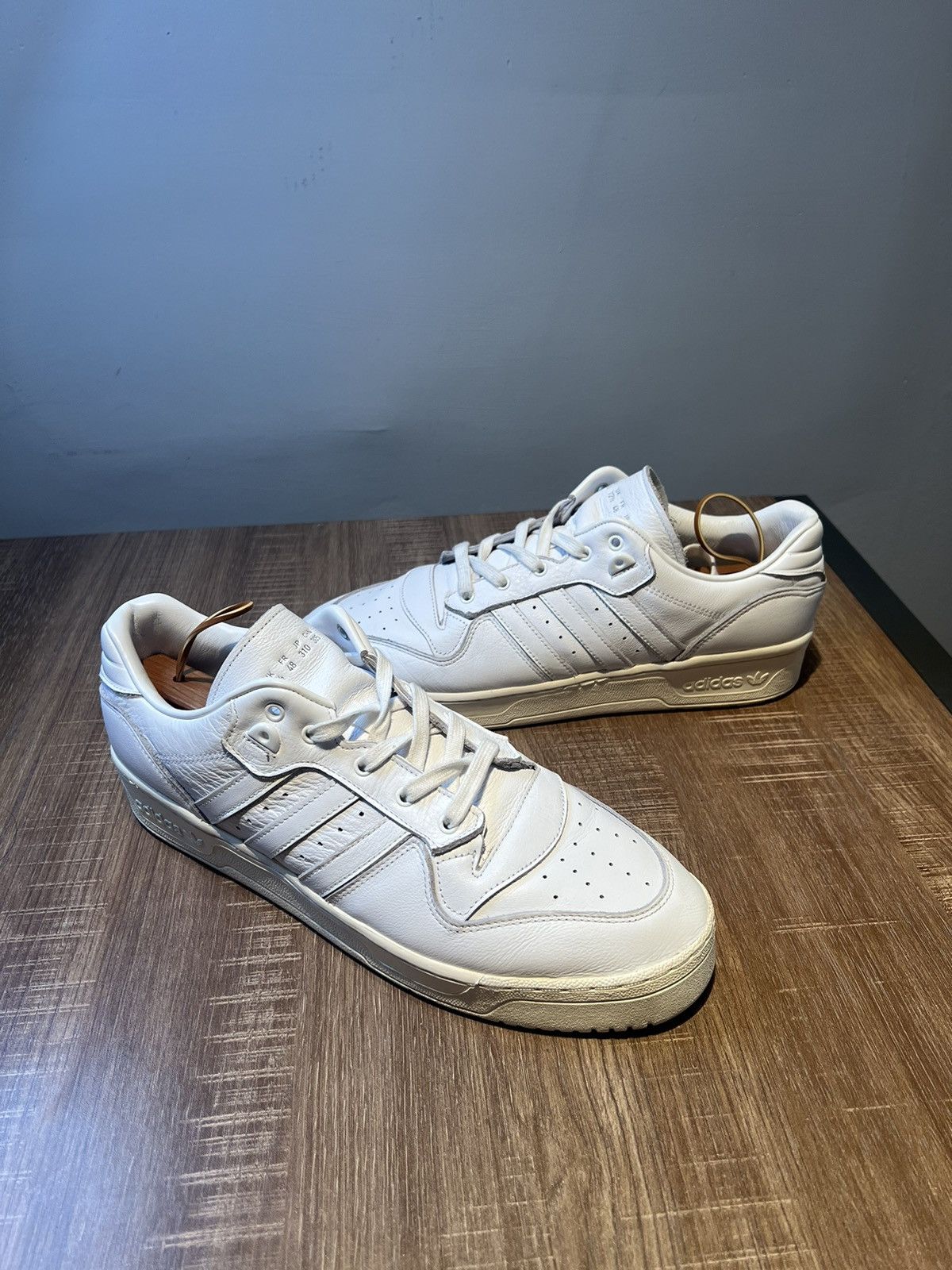 adidas gazelle silver green womens Adidas Superstar Triple White Shell Toe EG4960 Men's Size 13 Missing 1  Insole main image 1