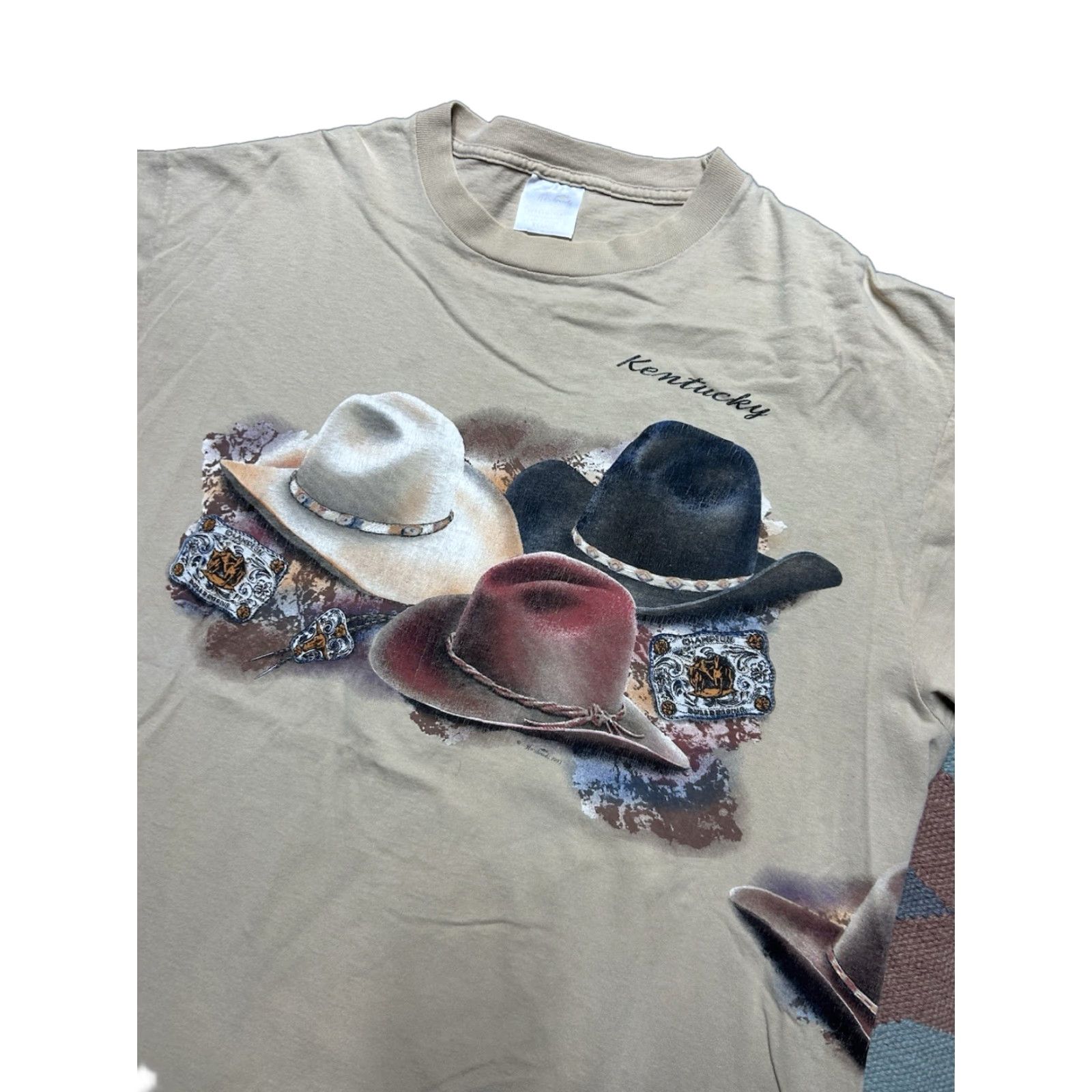 Vintage VINTAGE Kentucky Cowboy Hats Western Single Stitch T-Shirt Adult XL Beige Shirt Mens Size US XL / EU 56 / 4 - 1 Thumbnail