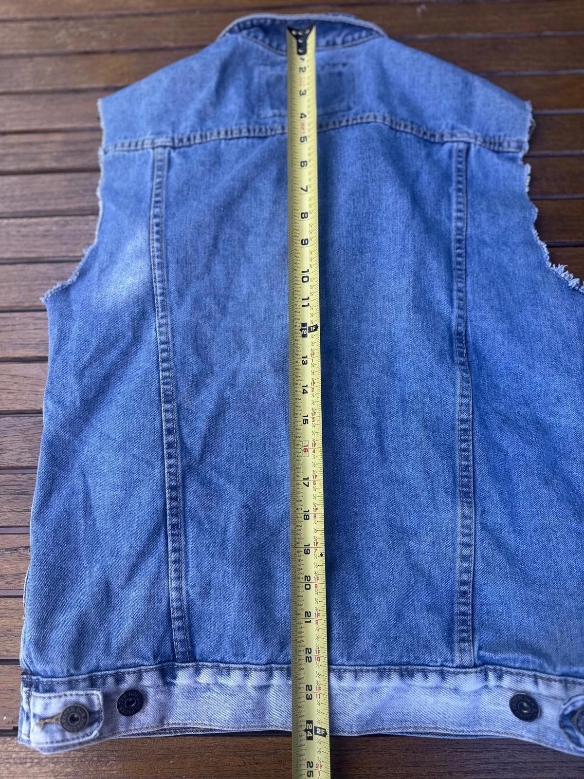 Other Vtge Rolling Paper Denim Vest Medium Distressed Cutoff Style Size US M / EU 48-50 / 2 - 4 Thumbnail
