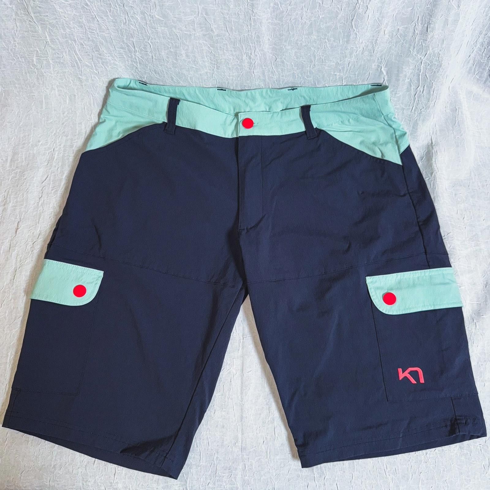 Designer Kari Traa Signe Short Womens XL Cargo Hiking Outdoor Utility Size 40" / US 18 - 1 Thumbnail