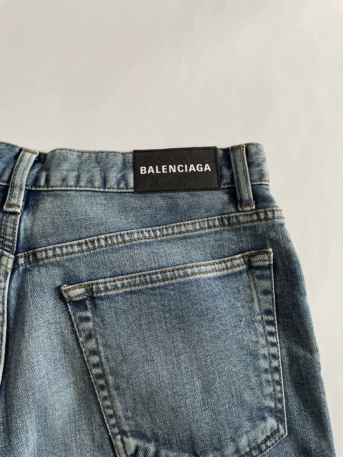 Balenciaga Balenciaga by Demna Gvasalia Denim Jeans Size US 29 - 3 Thumbnail