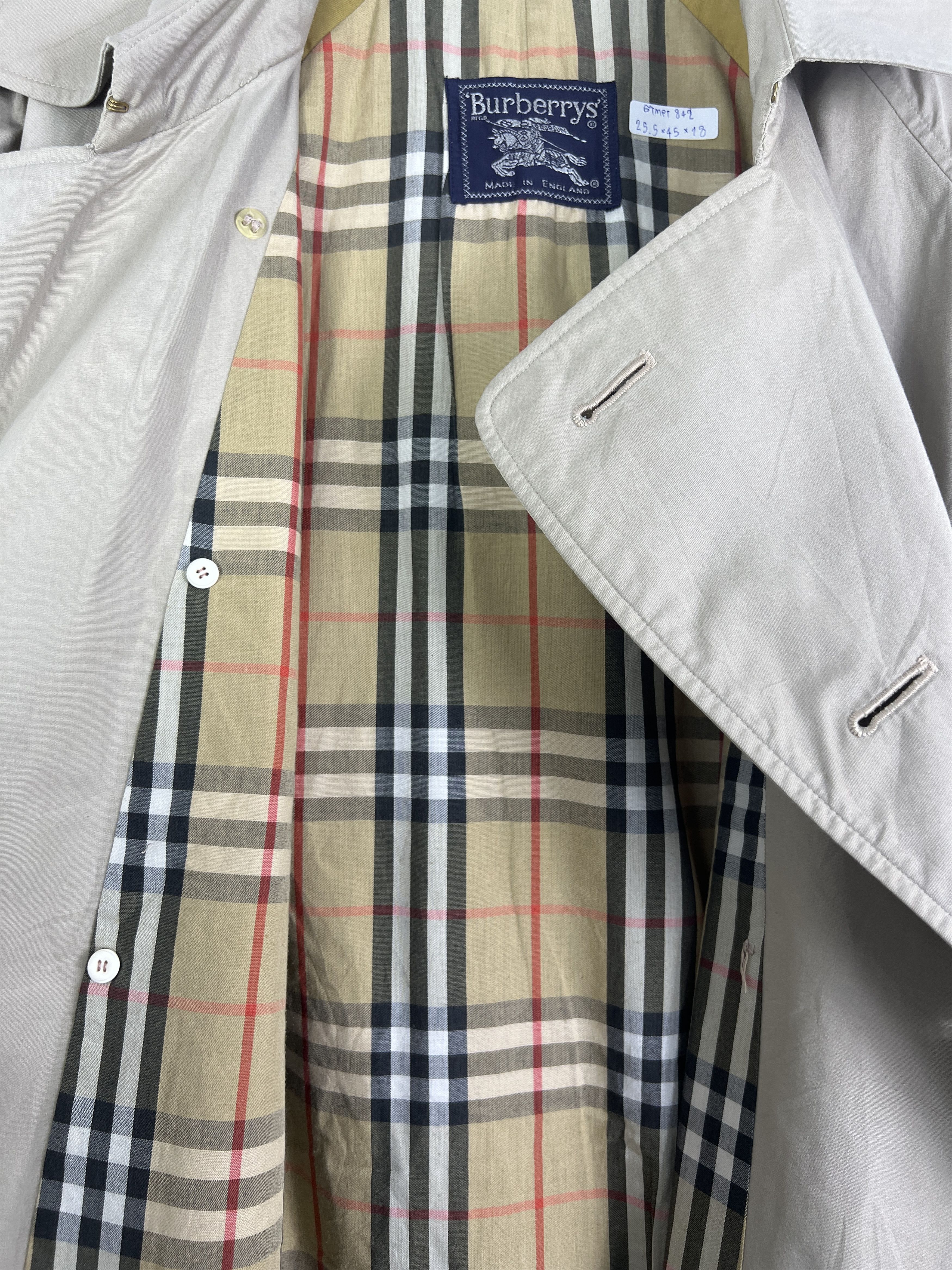 Burberry × Vintage Vintage Burberrys Lined Plaid Coat GTMPT842 Size US L / EU 52-54 / 3 - 4 Thumbnail