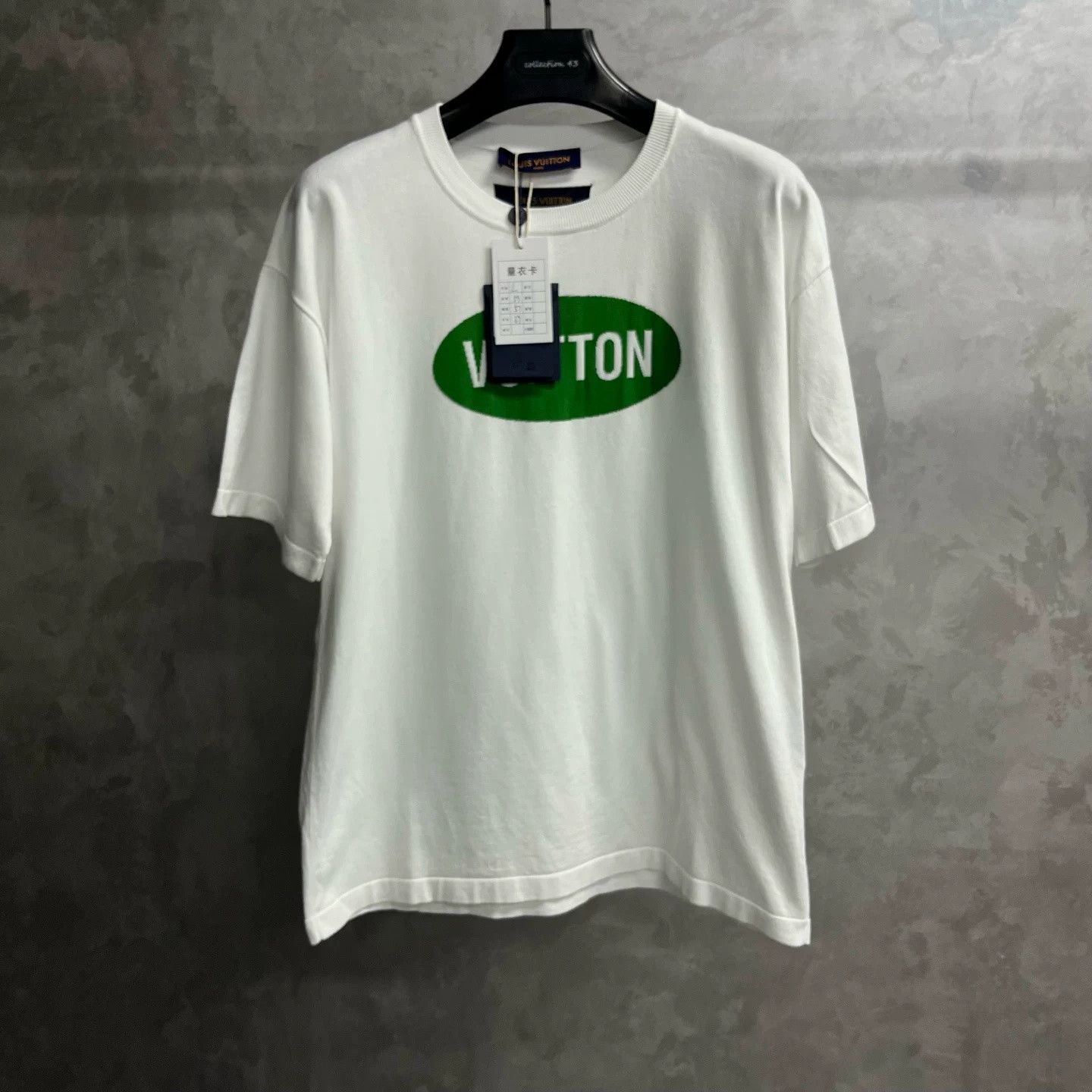 Louis Vuitton Louis Vuitton White Letter Print T-shirt Size US L / EU 52-54 / 3 - 1 Preview