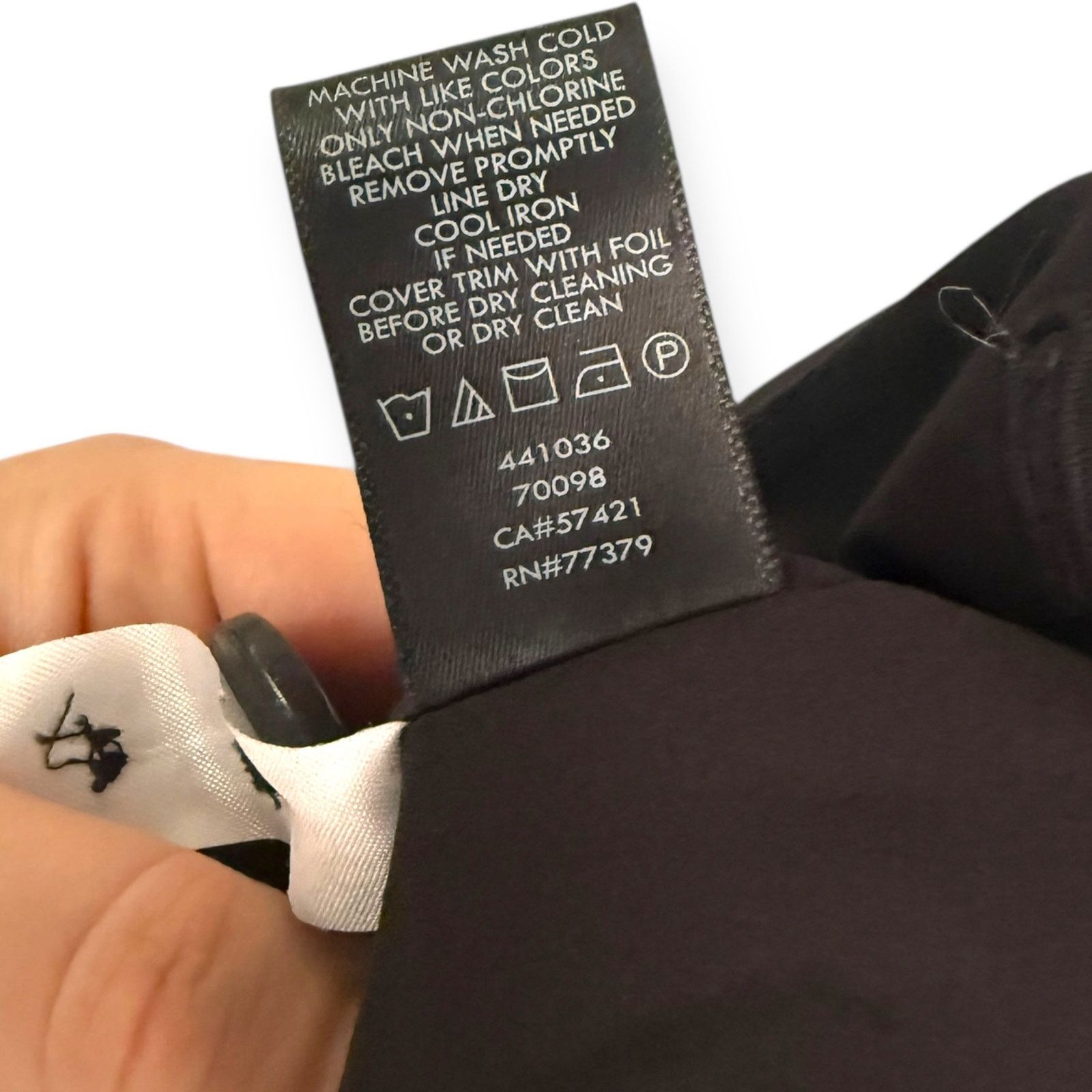 Ann Taylor Ann Taylor Classic Notched Two-Button Black Blazer | Sz 8 Size M / US 6-8 / IT 42-44 - 6 Thumbnail