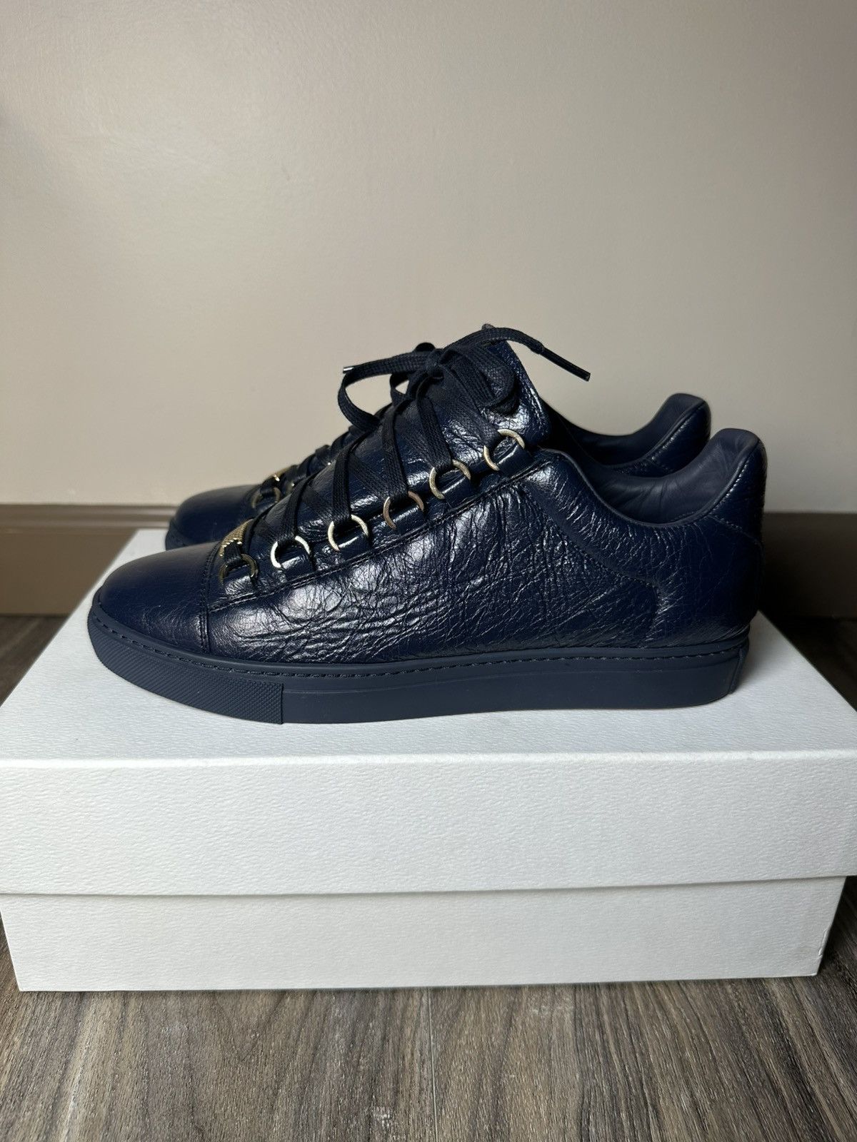 Balenciaga Men’s Trainers Navy Arena Pelle S.Gomm