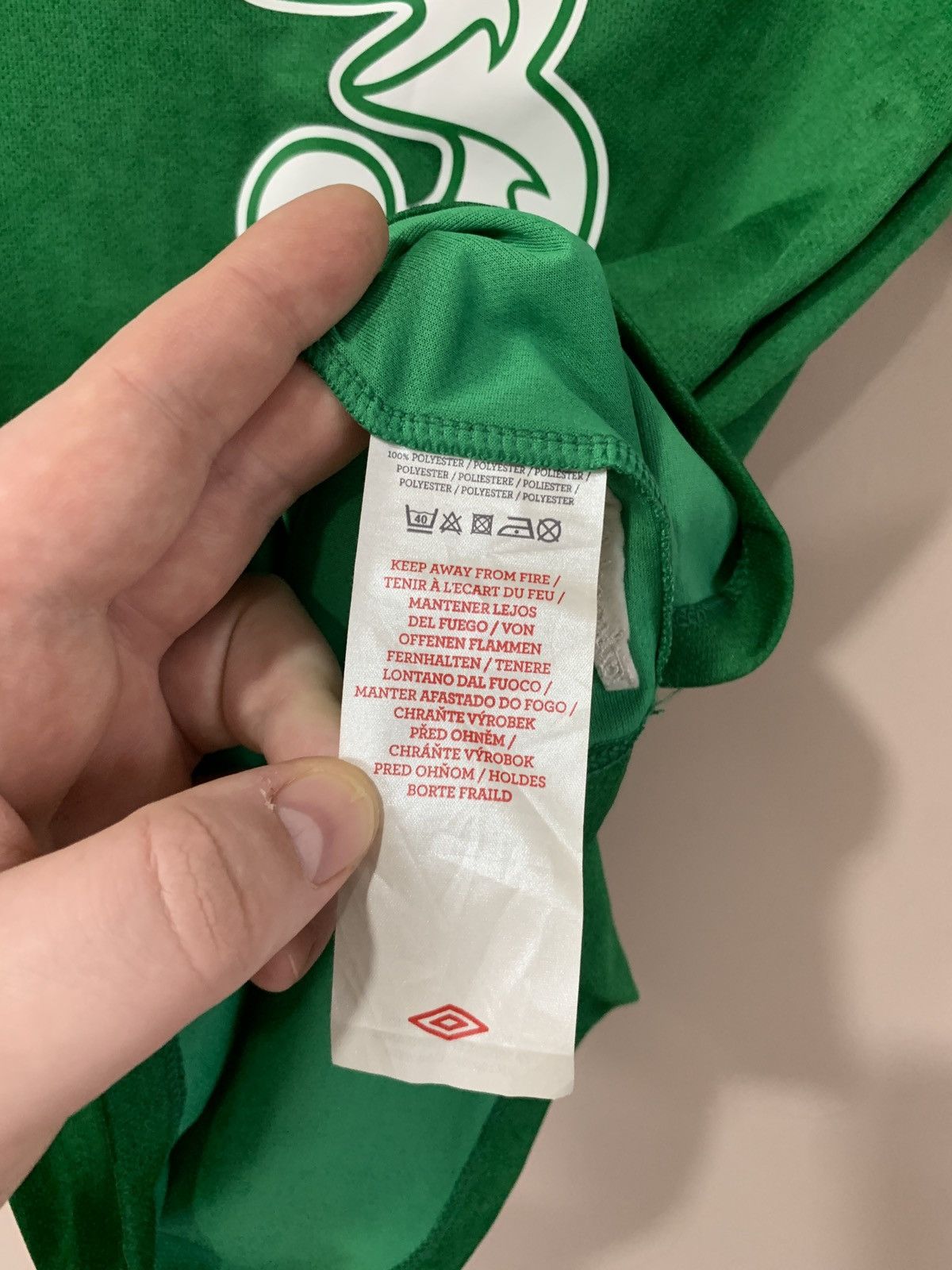 Umbro Republic of Ireland Home Football Shirt Umbro Soccer Jersey Size US XS / EU 42 / 0 - 8 Thumbnail