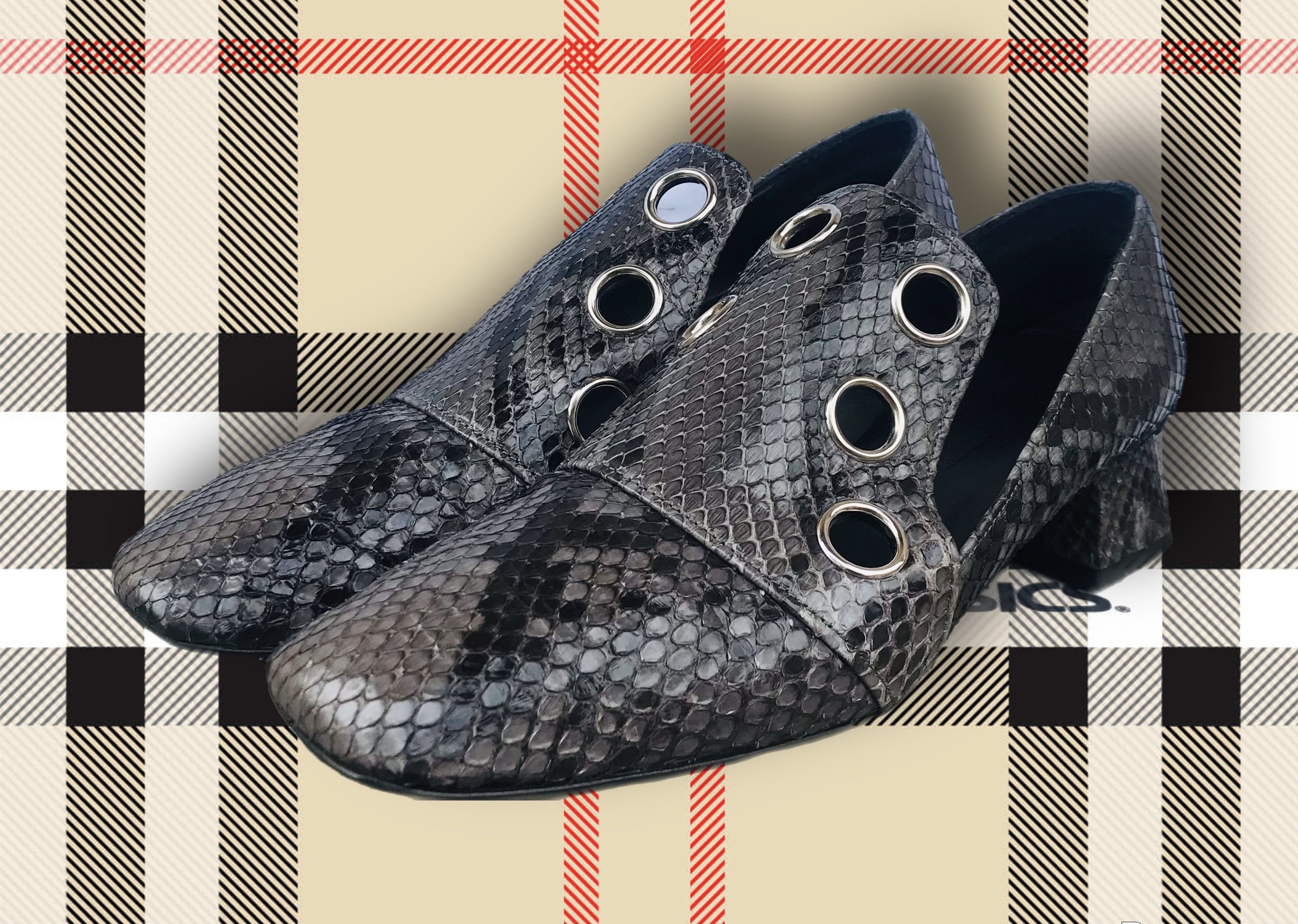 Burberry Burberry Loafers Small Block Heel Leather Python Snake Black Size US 9 / IT 39 - 1 Thumbnail
