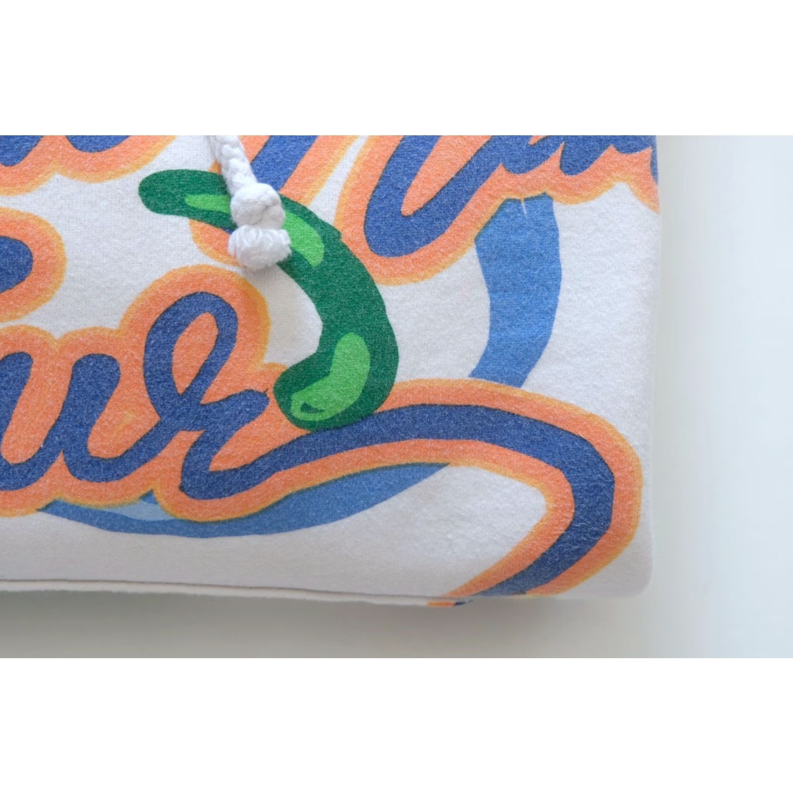Vintage **RODWAVE RAP TEE MUSIC BEAUTIFUL MIND WHITE HOODIE SZ S** User: RODWAVE RAP TEE MUSIC BEAUTIFUL MIND WHITE HOODIE SZ S Size US S / EU 44-46 / 1 - 4 Thumbnail