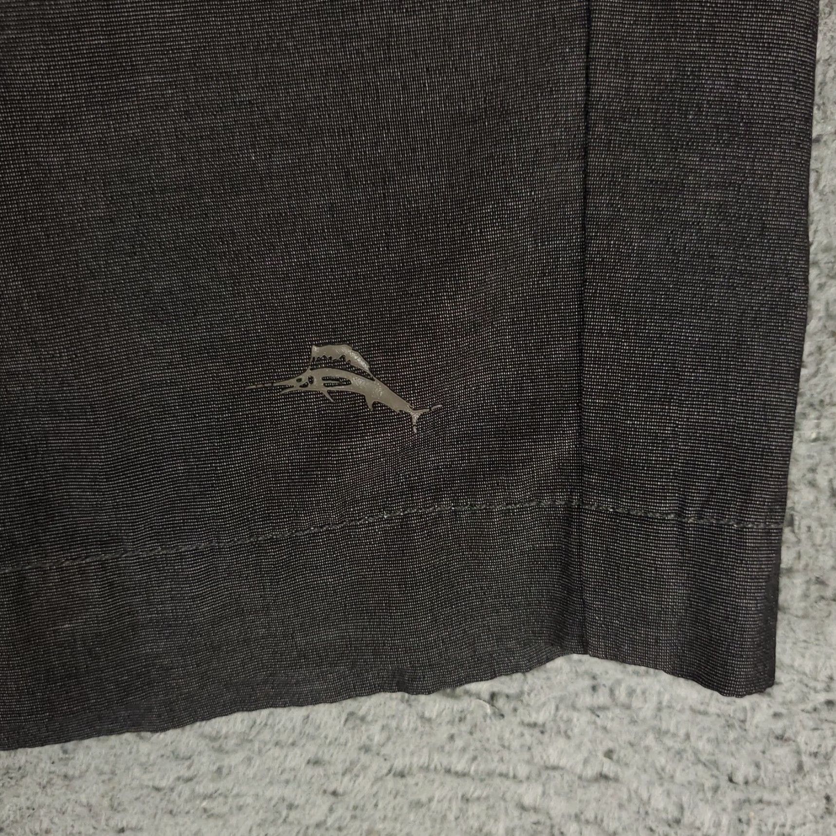 Tommy Bahama Tommy Bahama Shorts Mens 32 Gray Polyester Flat Front Chino Casual Size US 32 / EU 48 - 4 Thumbnail