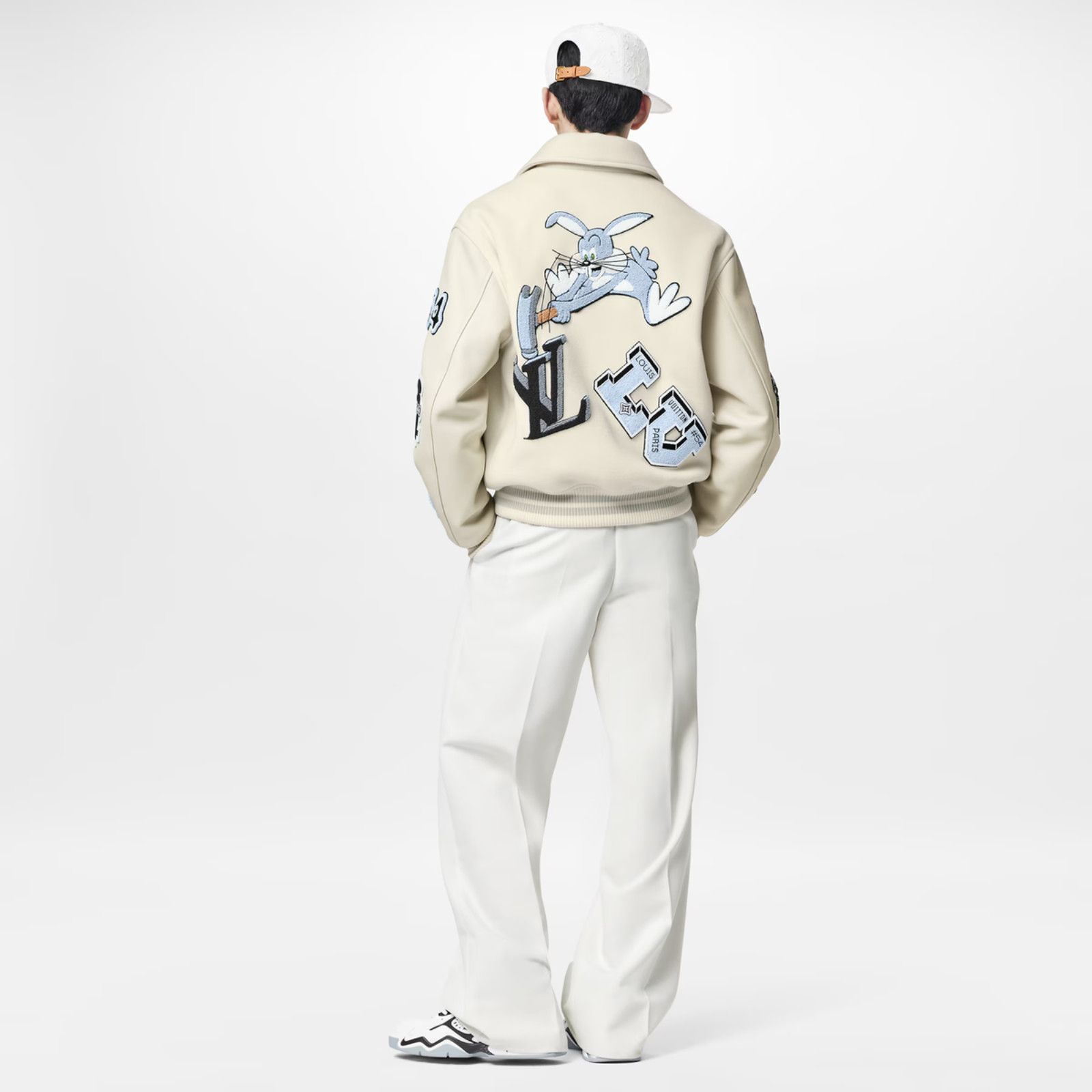 Louis Vuitton Louis Vuitton Leather Jacket Milky White Blue Patch 50 Size US M / EU 48-50 / 2 - 13 Thumbnail