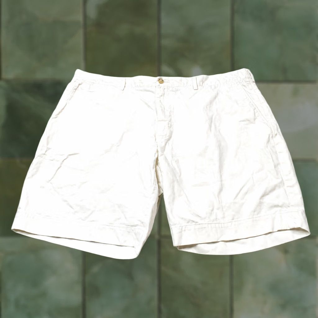 Polo Ralph Lauren Polo Ralph Lauren Shorts Mens 42 White Classic Fit Cotton Chino Casual 100% Size US XL / EU 56 / 4 - 1 Thumbnail