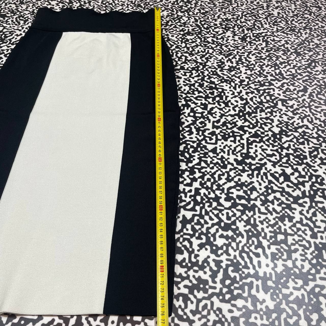 Balmain × H&M Vintage Y2K Balmain X H&M Pencil Midi Skirt Luxury Style Size 27" / US 4 / IT 40 - 9 Thumbnail