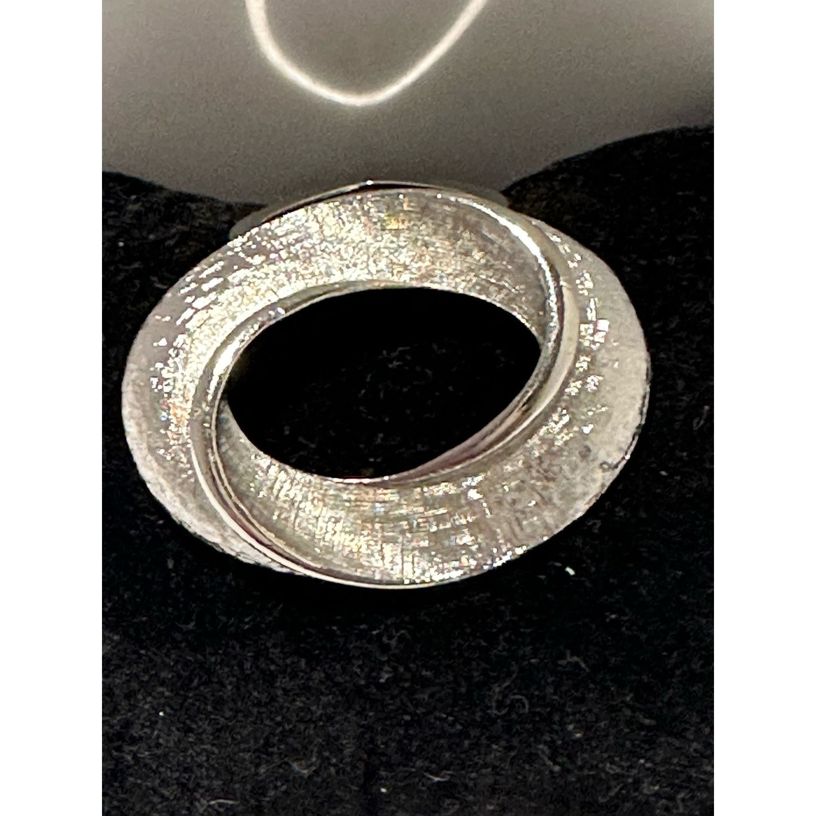 & Other Stories Liebao Signed USA Vintage Silver Tone Clip Dress Scarf Purse Size ONE SIZE - 6 Thumbnail