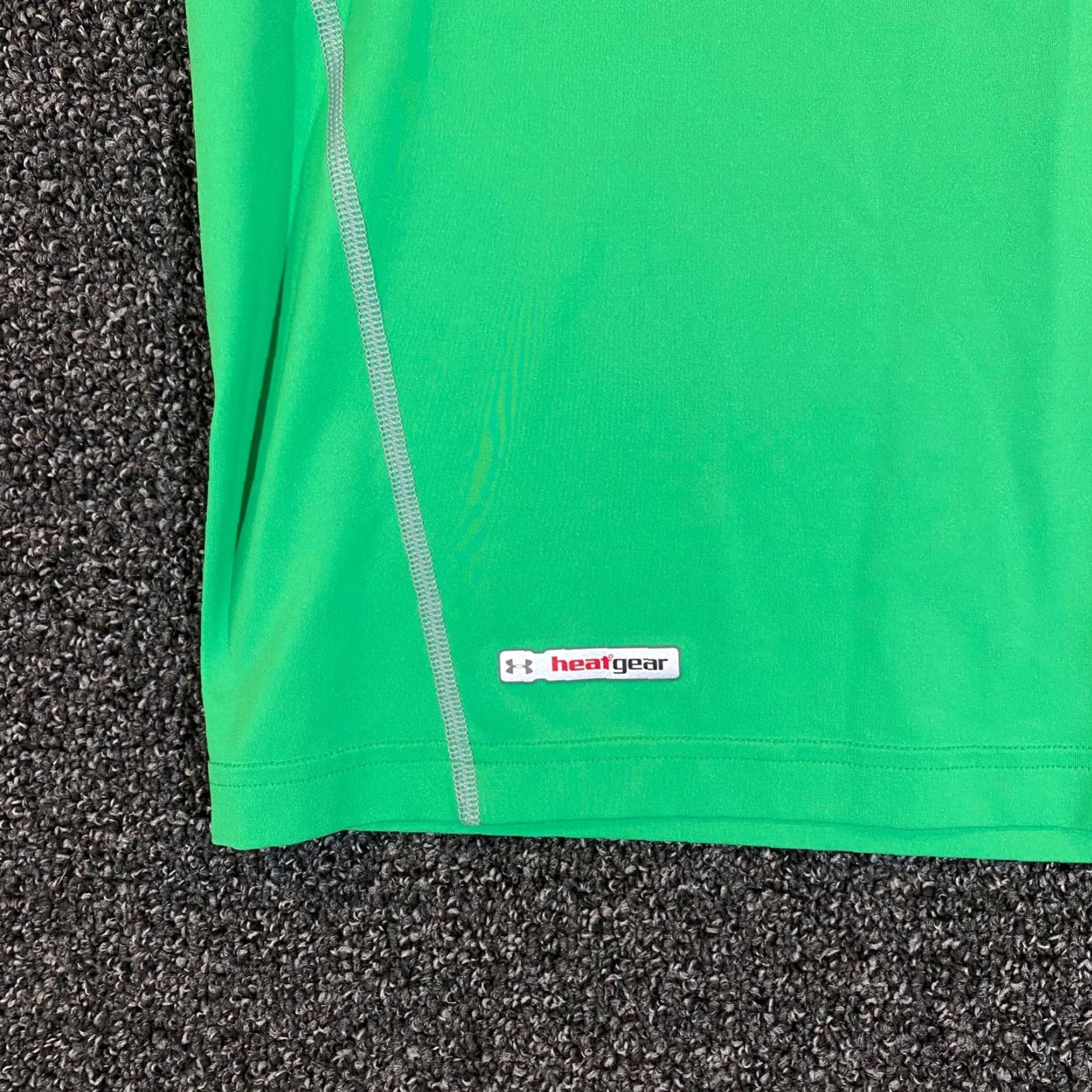 Nike Under Armour Shirt Mens XL Green Workout Tee Short Sleeve Athletic Heatgear Size US L / EU 52-54 / 3 - 4 Thumbnail