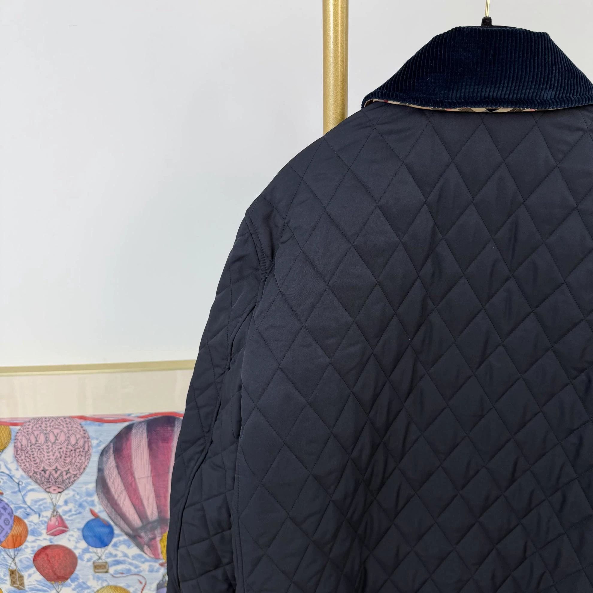 Burberry Burberry Navy Blue Diamond Quilted L Jacket Size L / US 10 / IT 46 - 5 Thumbnail
