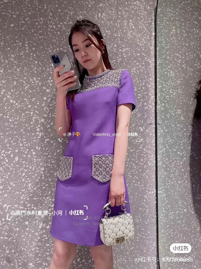 Valentino Valentino Heavy work dress Size S / US 4 / IT 40 - 8 Thumbnail