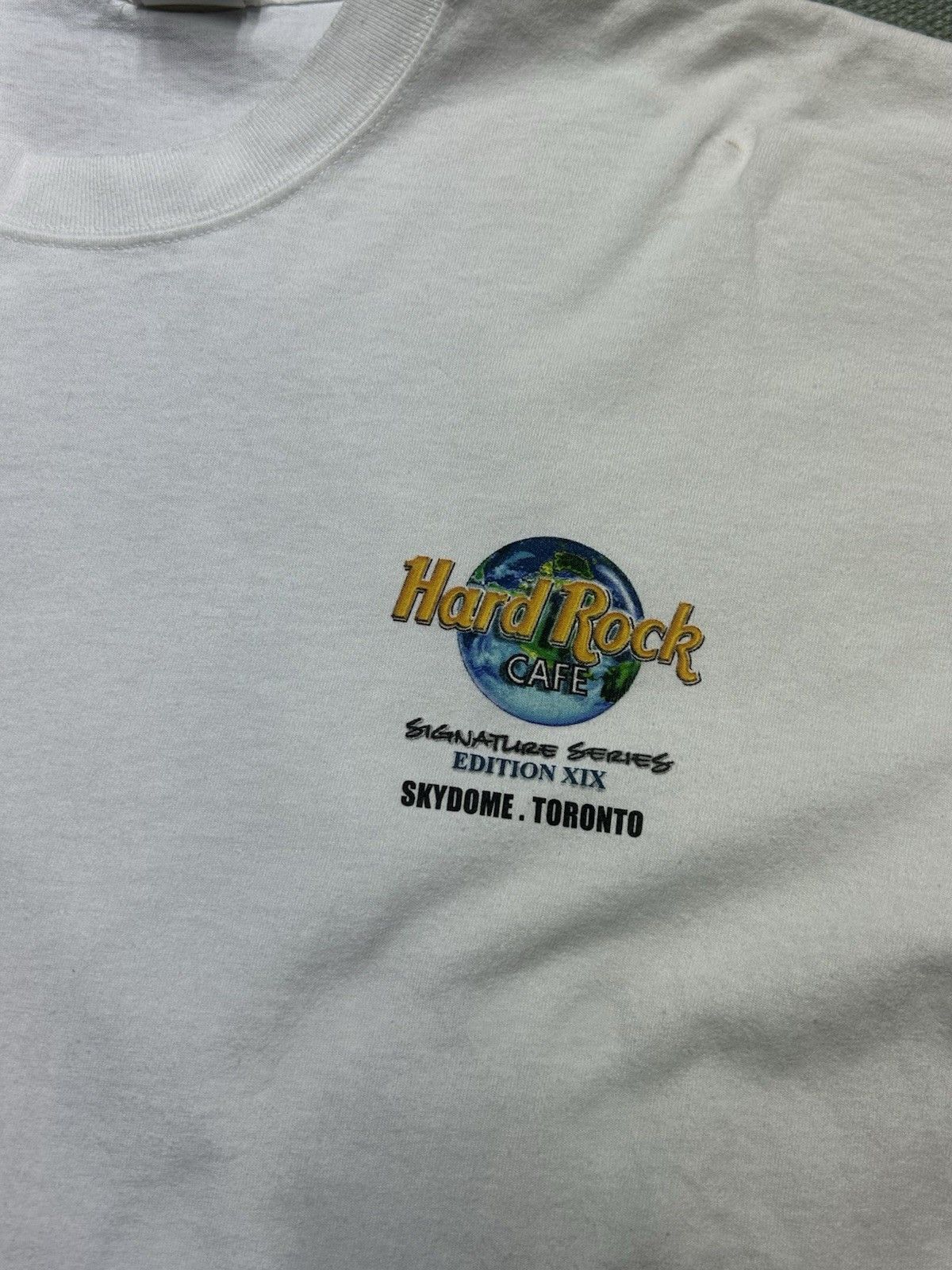Vintage 90s t shirt Hard Rock Cafe Elvis Skydome Toronto Canada XL Size US XL / EU 56 / 4 - 6 Thumbnail