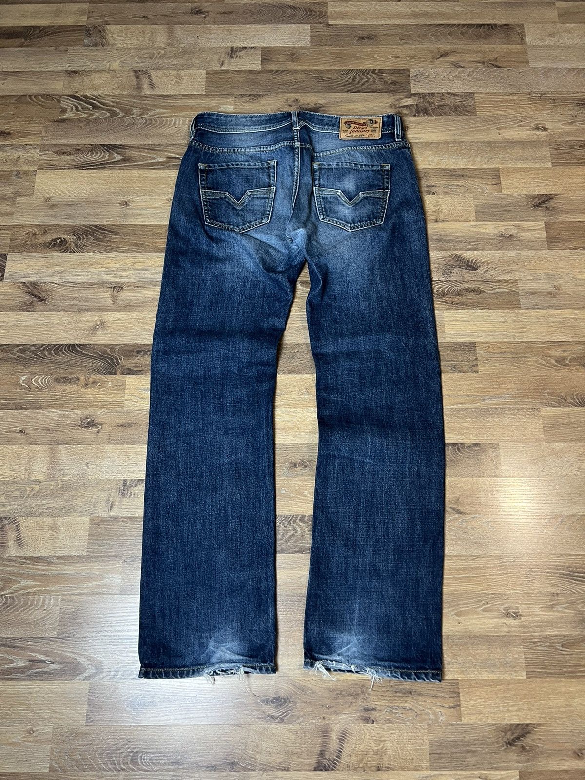 Diesel × If Six Was Nine × Japanese Brand Vintage Diesel Jeans Big Logo Distressed Baggy japanese 90s Size US 34 / EU 50 - 4 Thumbnail
