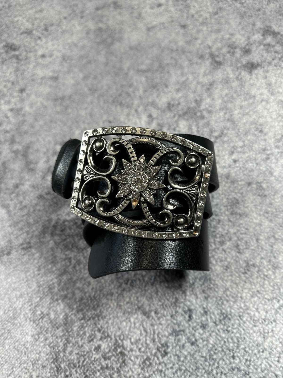 Vintage Y2K Rare Casual Belts Streetwear Logo Avant Garde Opium USA Size ONE SIZE - 2 Thumbnail