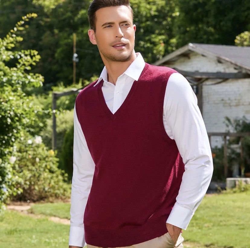 Other Vintage LR II LeRoy 100% Wool Mens Sweater Vest Burgundy M Size US M / EU 48-50 / 2 - 8 Thumbnail