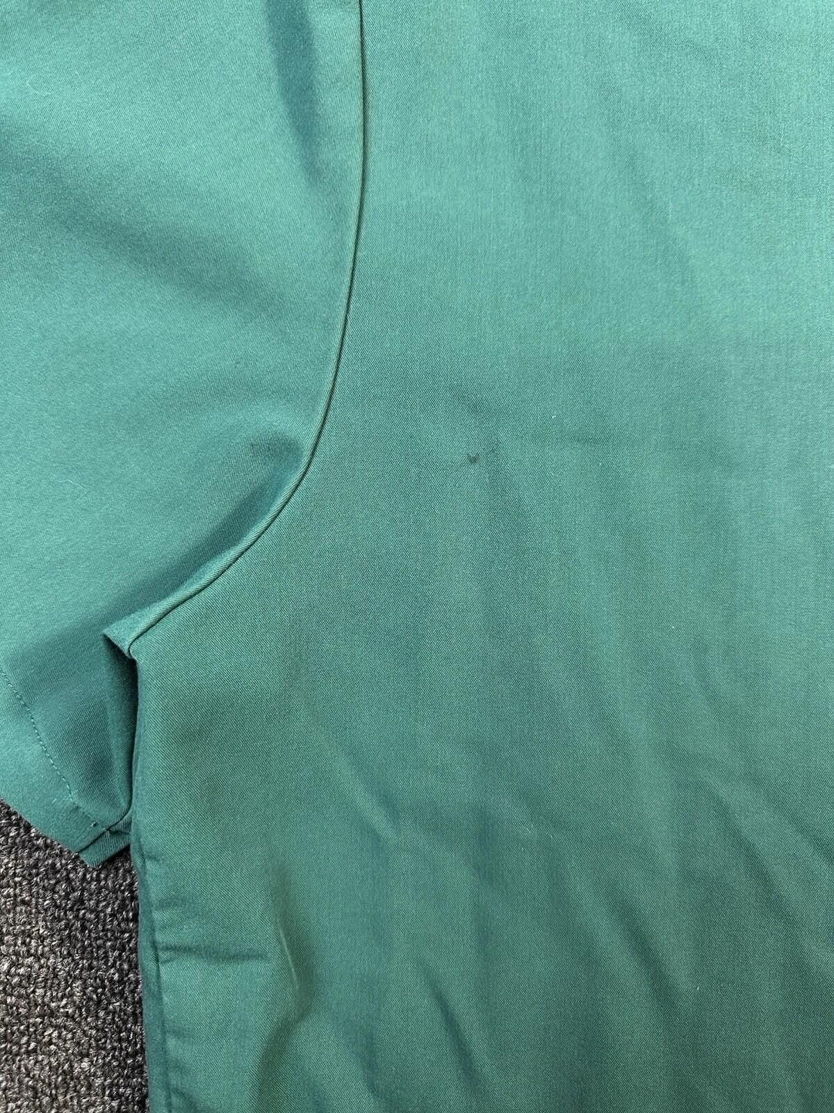 Other Figs Technical Collection Men’s XXL Green 3 Pocket Scrub Top Size US XXL / EU 58 / 5 - 3 Thumbnail