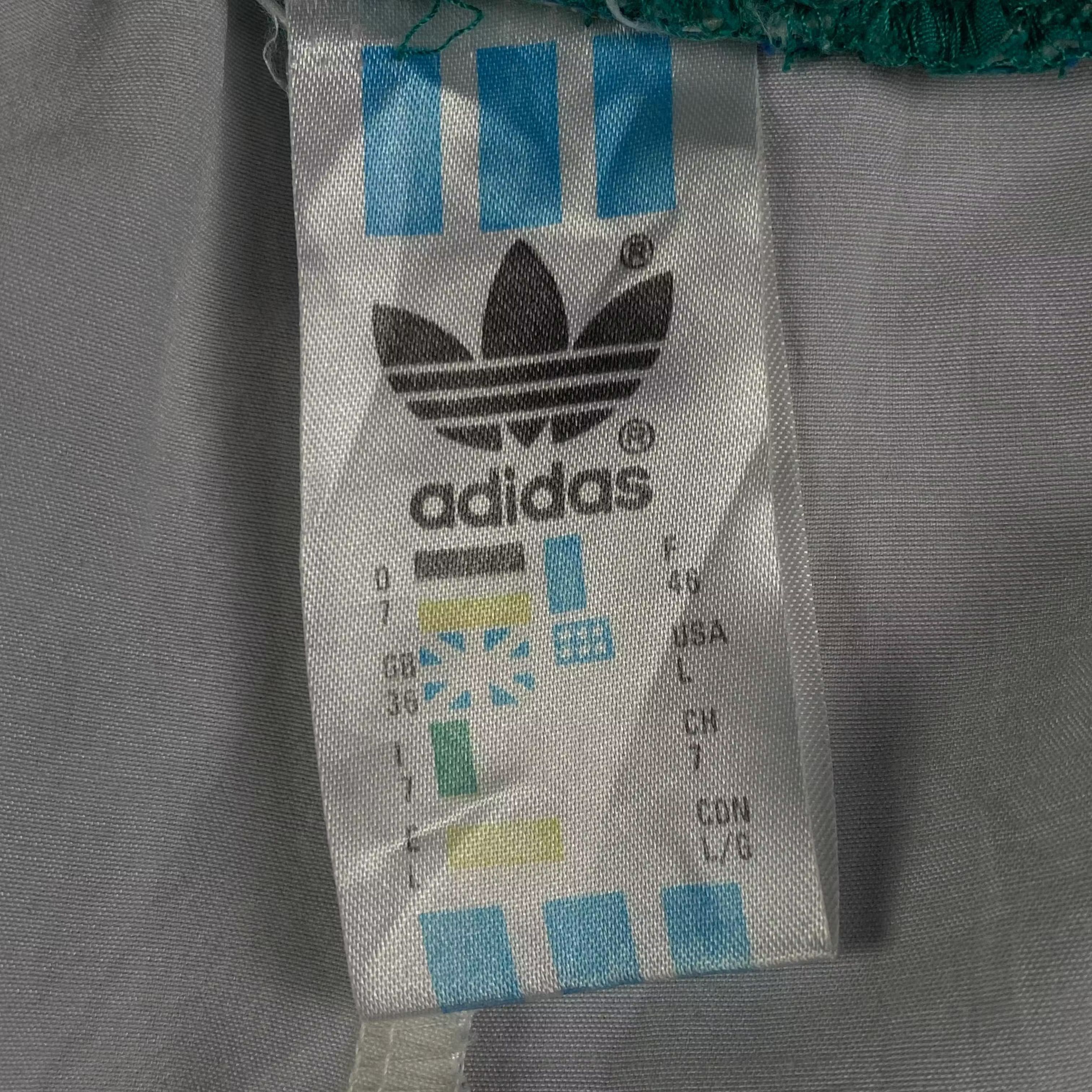Adidas × Vintage Men’s Shorts Adidas Vintage Size L Size US 34 / EU 50 - 4 Thumbnail