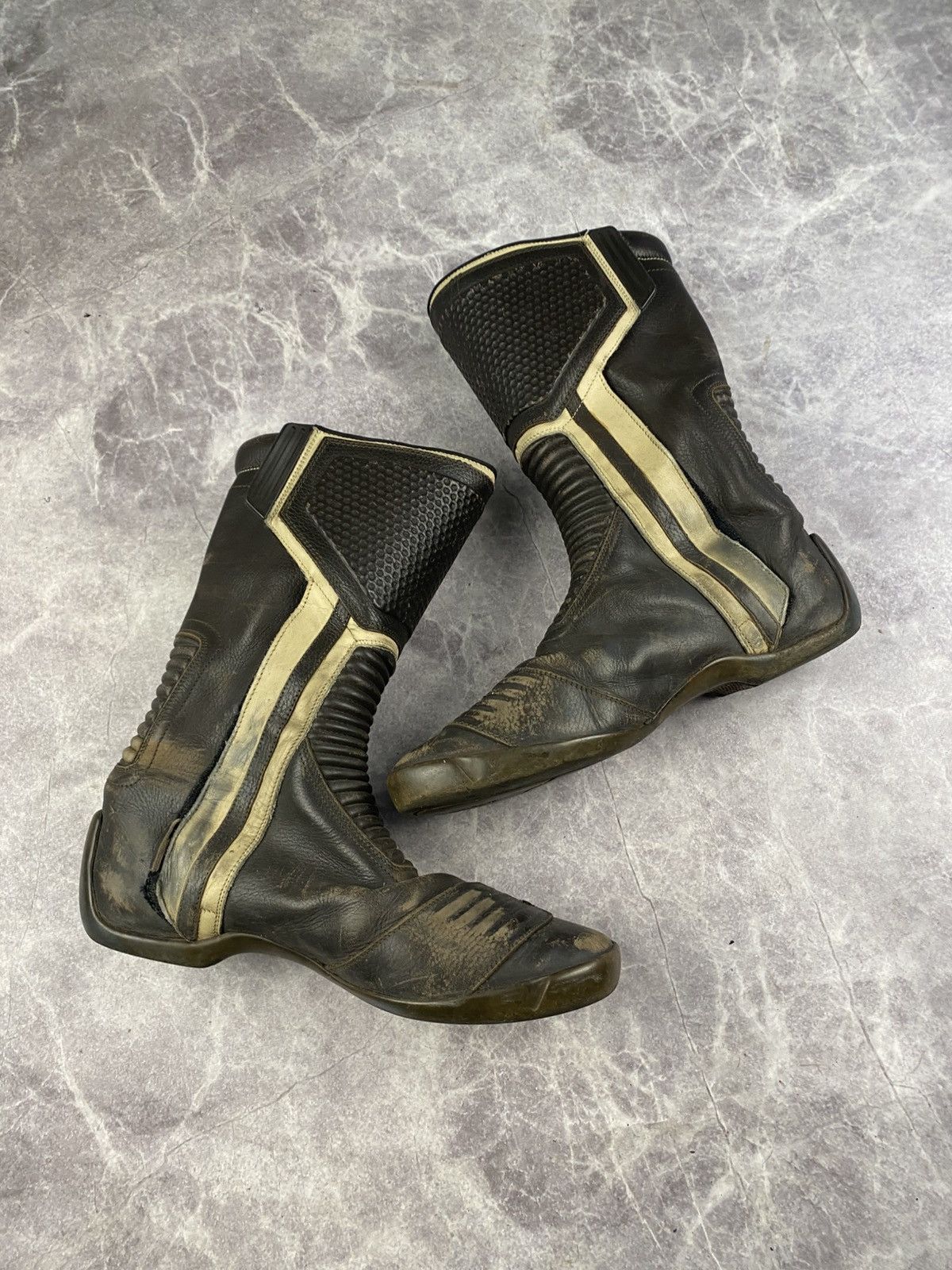Puma Rare Puma Moto Boots Size: Uk 12 US 13 Eur 47 CM 30 1/2 Size US 13 / EU 46 - 12 Thumbnail