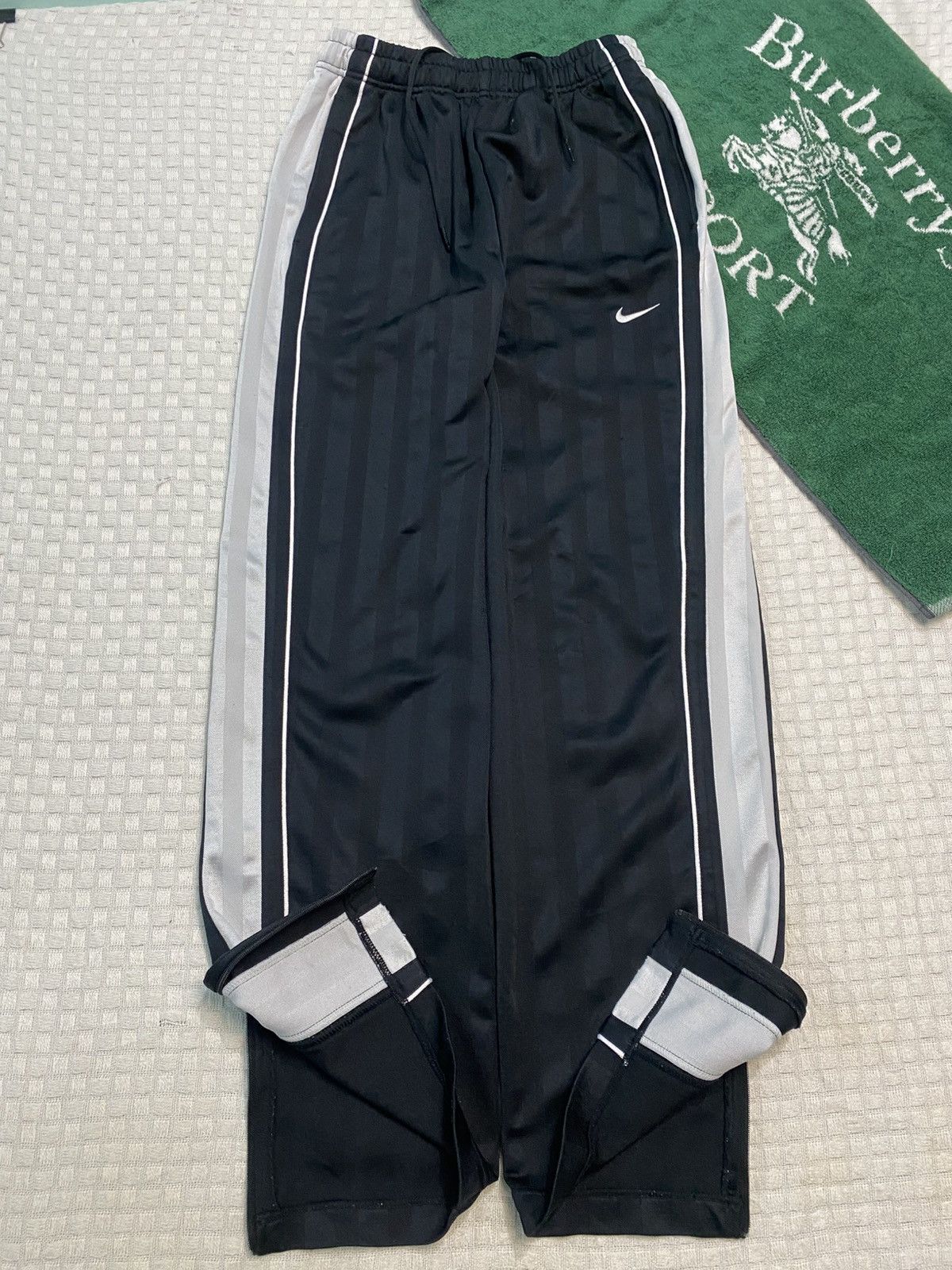 Carhartt Wip × Nike 💥 VINTAGE NIKE COURT 90S BAGGY WIDE LEG TRACK PANTS Y2K Size US 34 / EU 50 - 1 Thumbnail