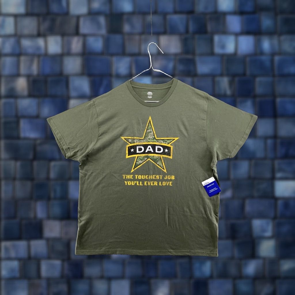 Vintage Dad T-Shirt Army Green Yellow Mens 2XL All Seasons Graphic Way To Celebrate Shirt Size US XXL / EU 58 / 5 - 1 Thumbnail