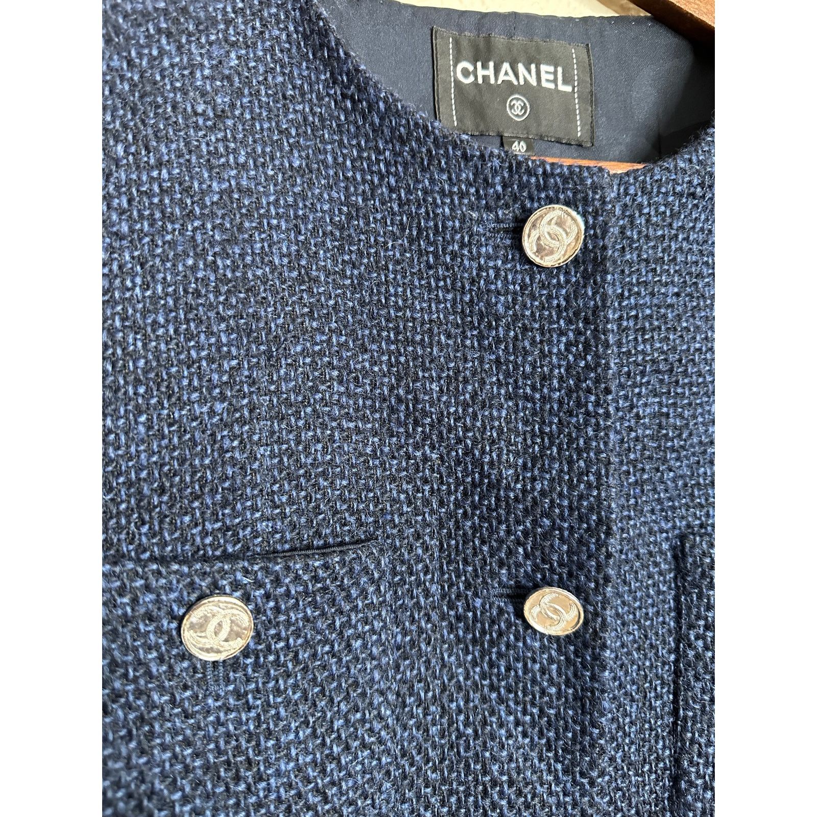 Chanel Chanel Tweed Blazer Navy Silver Buttons Womans 40 Size S / US 4 / IT 40 - 11 Thumbnail