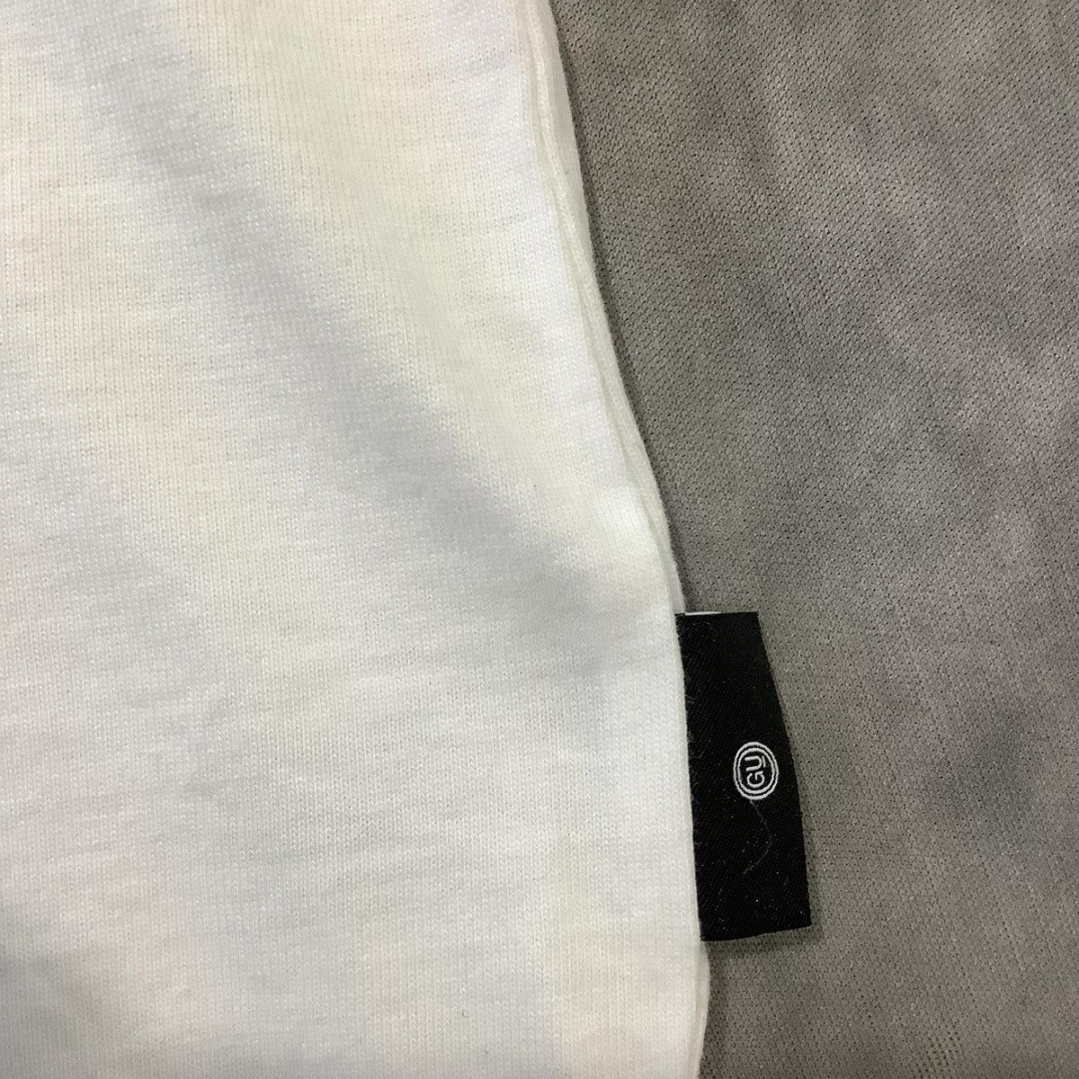 GU × Japanese Brand × Undercover GU x Undercover Tee Size US S / EU 44-46 / 1 - 4 Thumbnail
