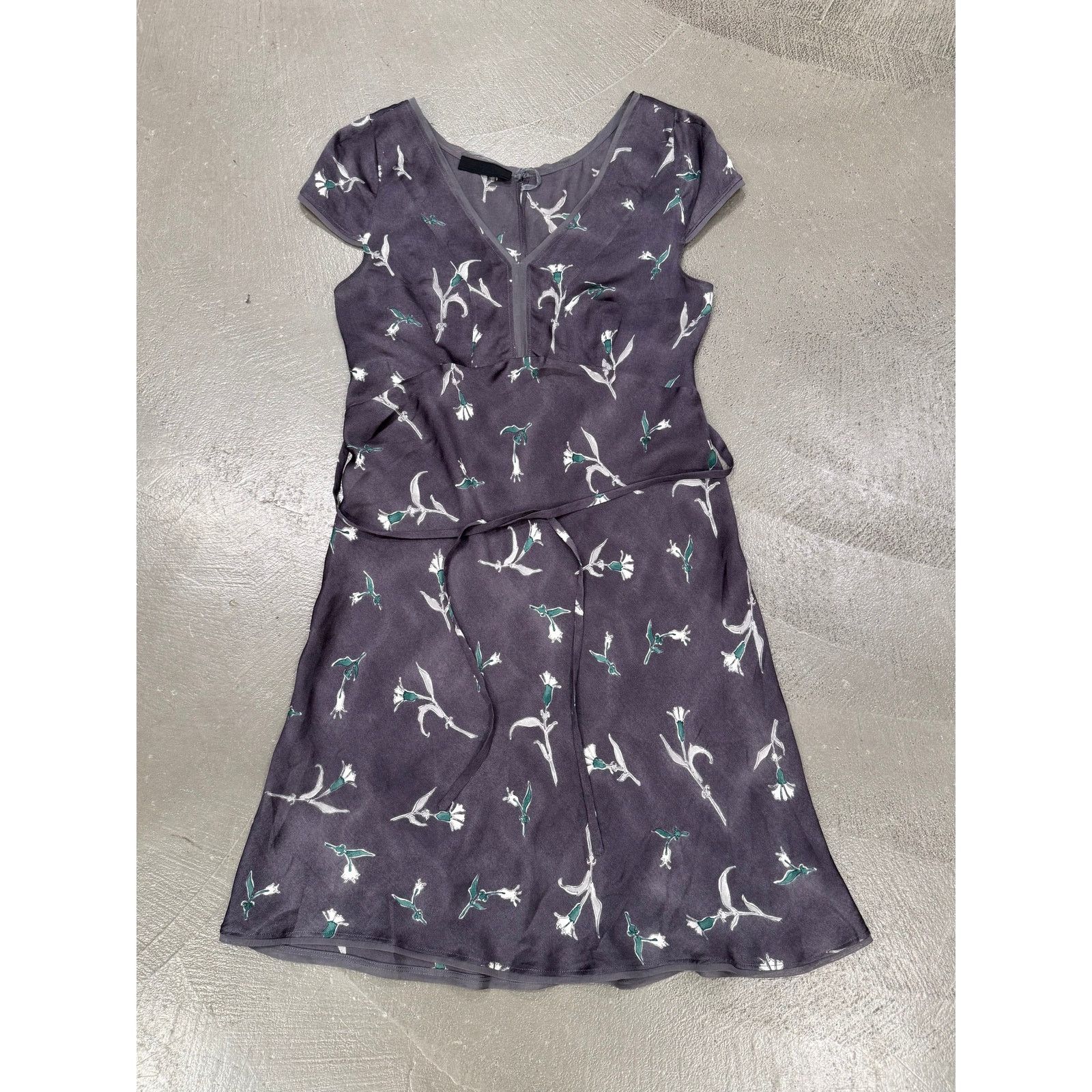 Prada F/W 1997 Prada floral silk mini dress Size M / US 6-8 / IT 42-44 - 1 Thumbnail