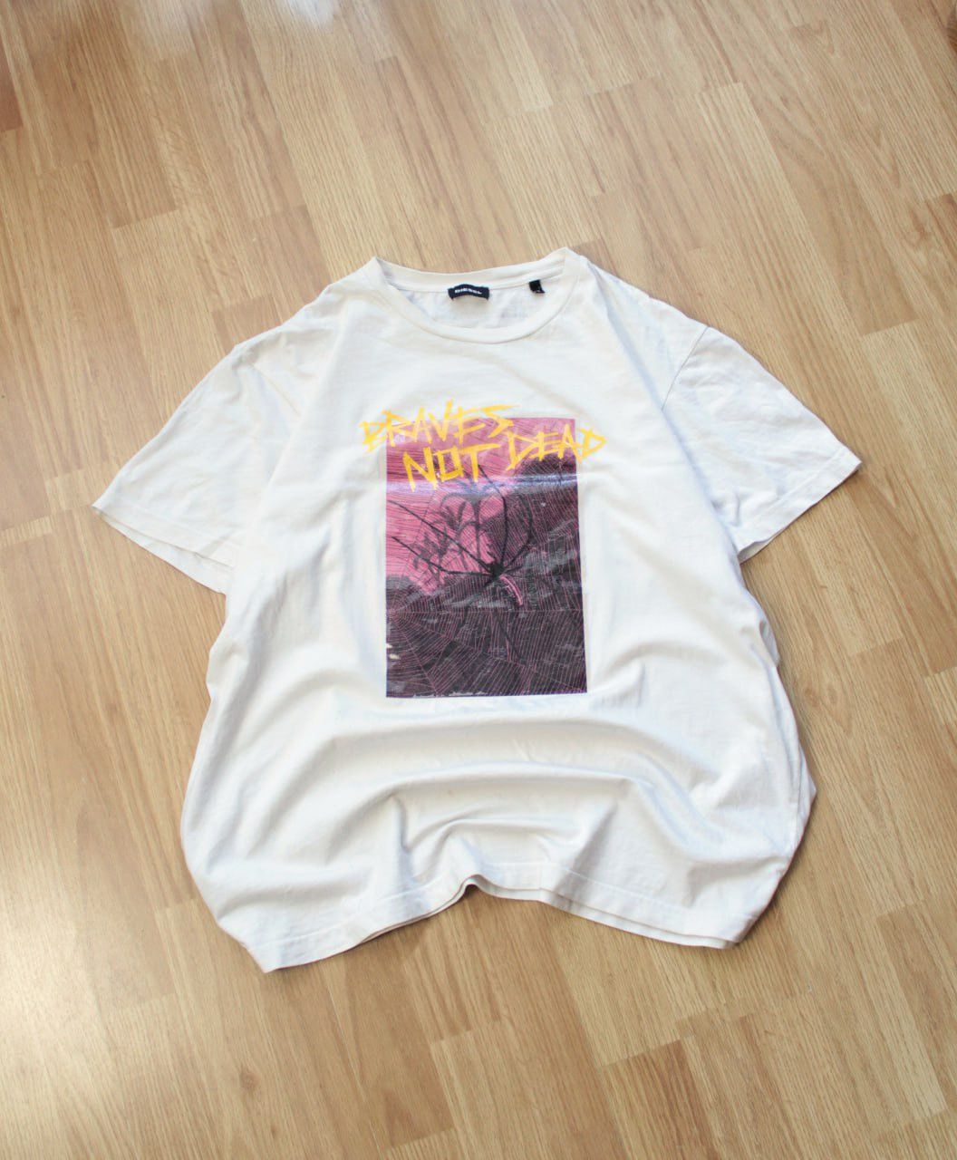 Diesel 🔥 Diesel Braves Not Dead Distressed T Shirt Y2K 90s Thrashed Size US XL / EU 56 / 4 - 2 Thumbnail