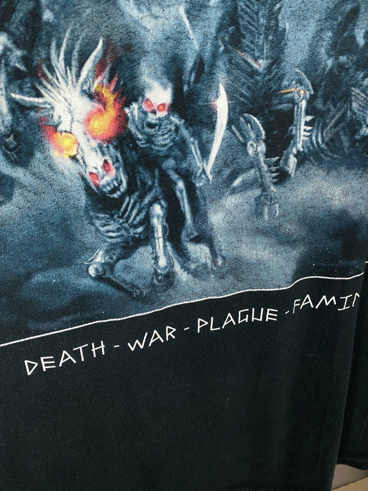 Band Tees 🎸Vintage T-Shirt Die Apokalyptischen Reiter Metal Rock Tee🎸 Size US XL / EU 56 / 4 - 5 Thumbnail