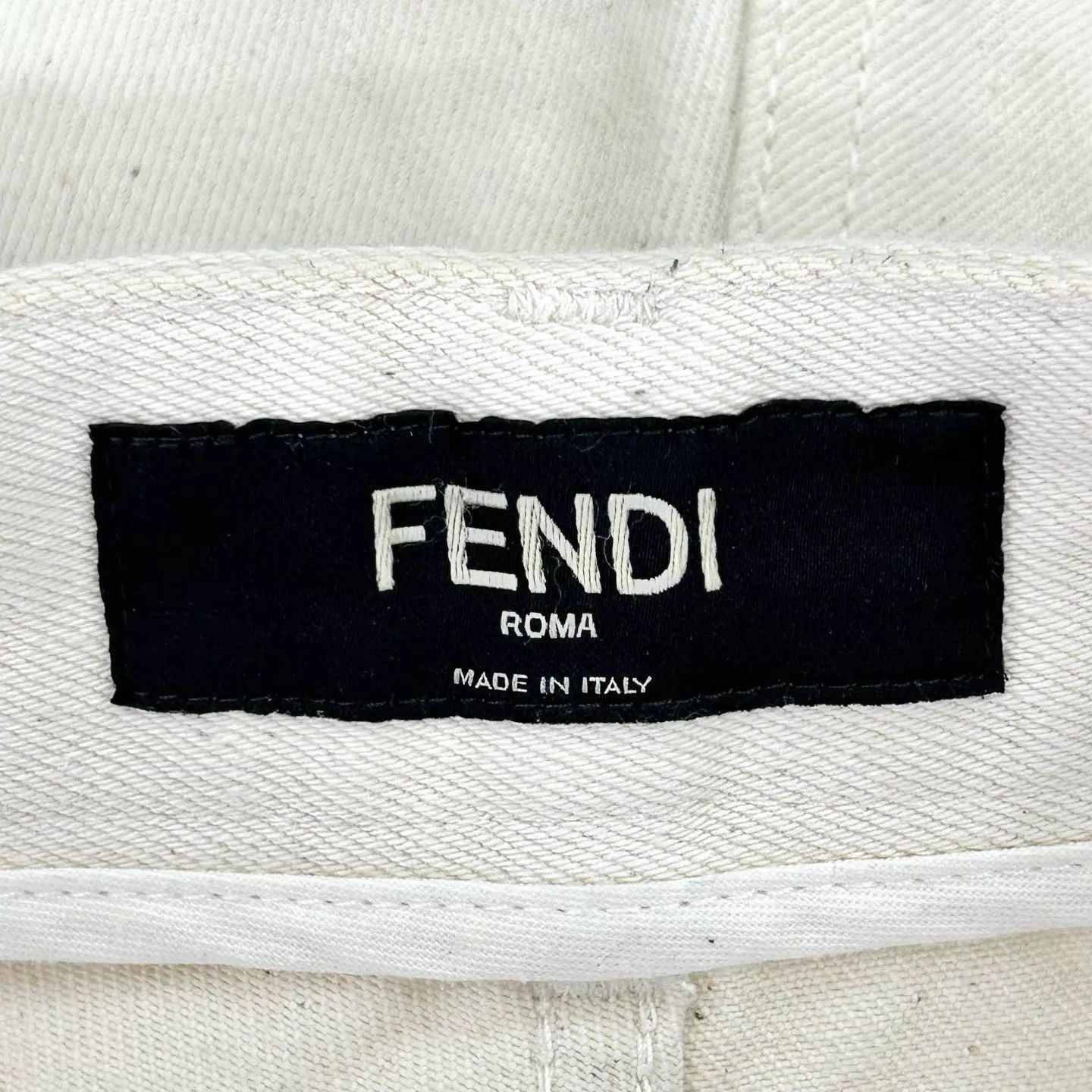 Fendi FENDI white denim shorts 33/34 Size US 33 - 3 Thumbnail