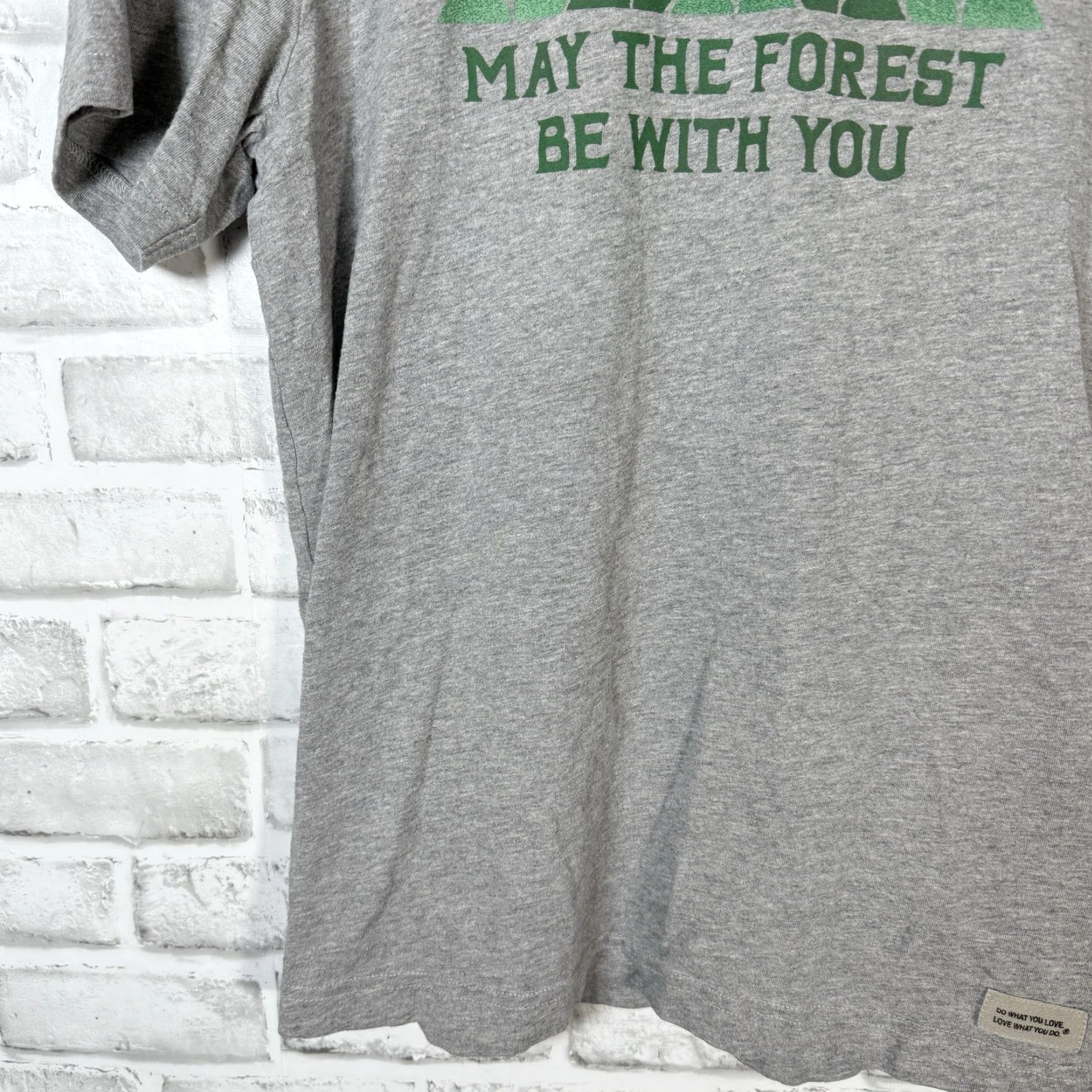Life is Good VINTAGE Life Is Good Mens T-Shirt 100% Cotton Gray Forest Graphic Tee Adult Medium Size US M / EU 48-50 / 2 - 3 Thumbnail