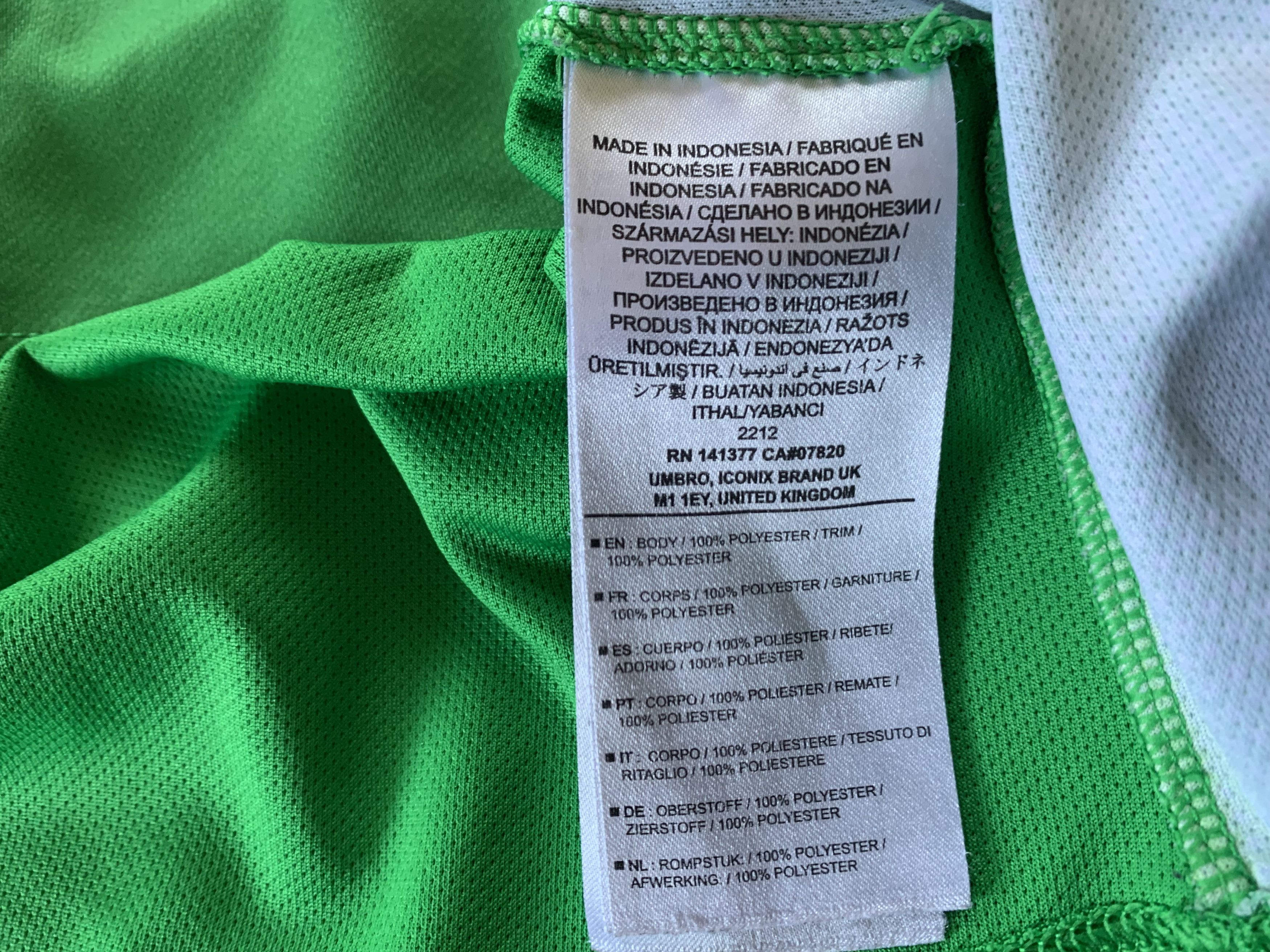 Umbro × Vintage Umbro Shamrock Rovers FC Training T-Shirt Size US M / EU 48-50 / 2 - 9 Thumbnail