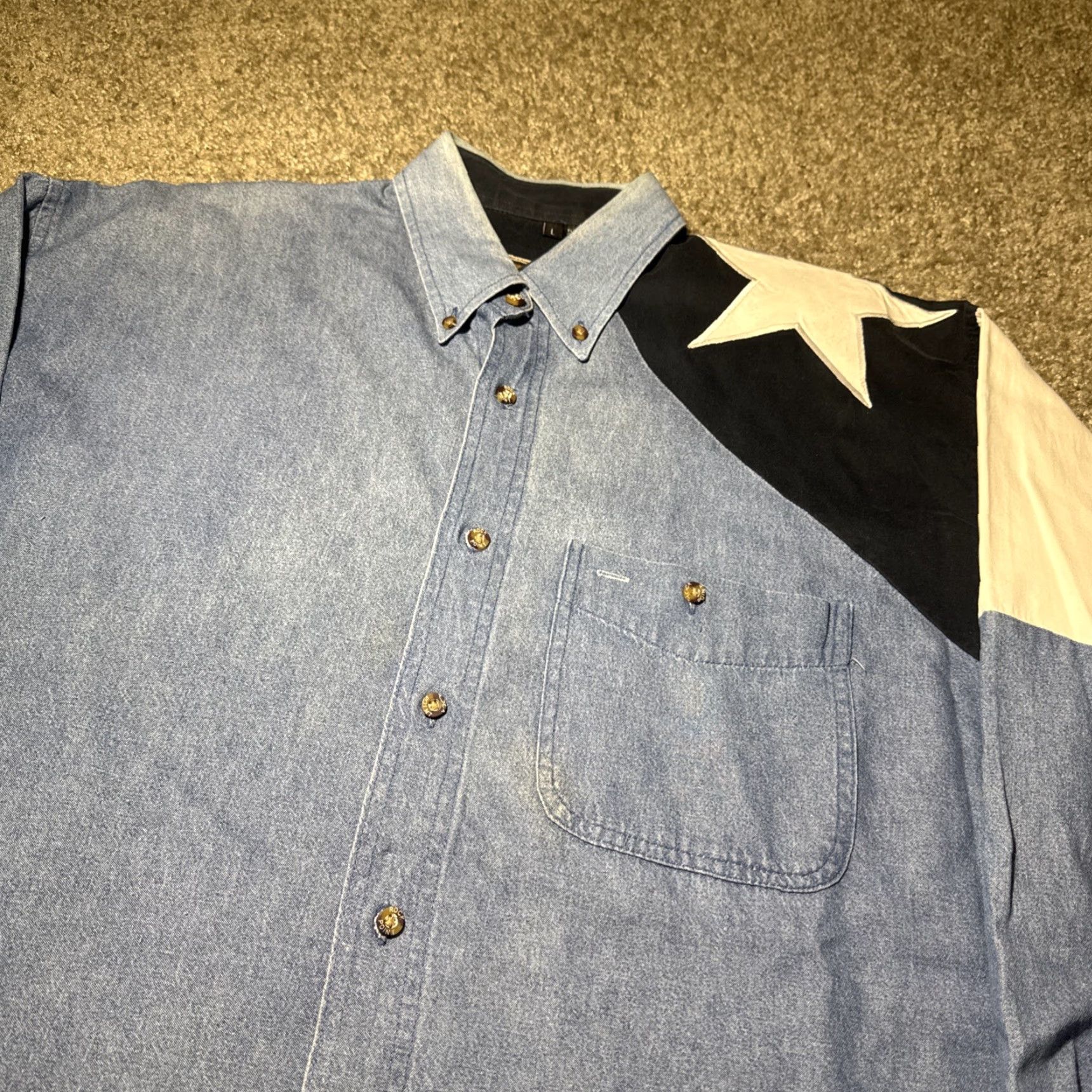 Vintage VINTAGE Rock Point Denim Button-Up Shirt L Men Blue Flag 2006 Texas Authentics Dry Goods Long Sleeve Size US L / EU 52-54 / 3 - 4 Thumbnail