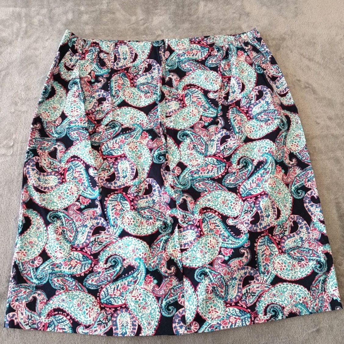 Talbots Talbots Skirt Women Plus 18W Knee Length Paisley Blue Pink Slit Elastic Waist Pencil Size 40" / US 18 - 2 Thumbnail