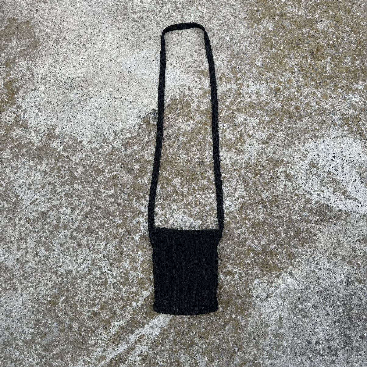 Japanese Brand Vintage Japanese Style Custom Shoulders Bag Rubber Y2K 00s Size ONE SIZE - 7 Thumbnail