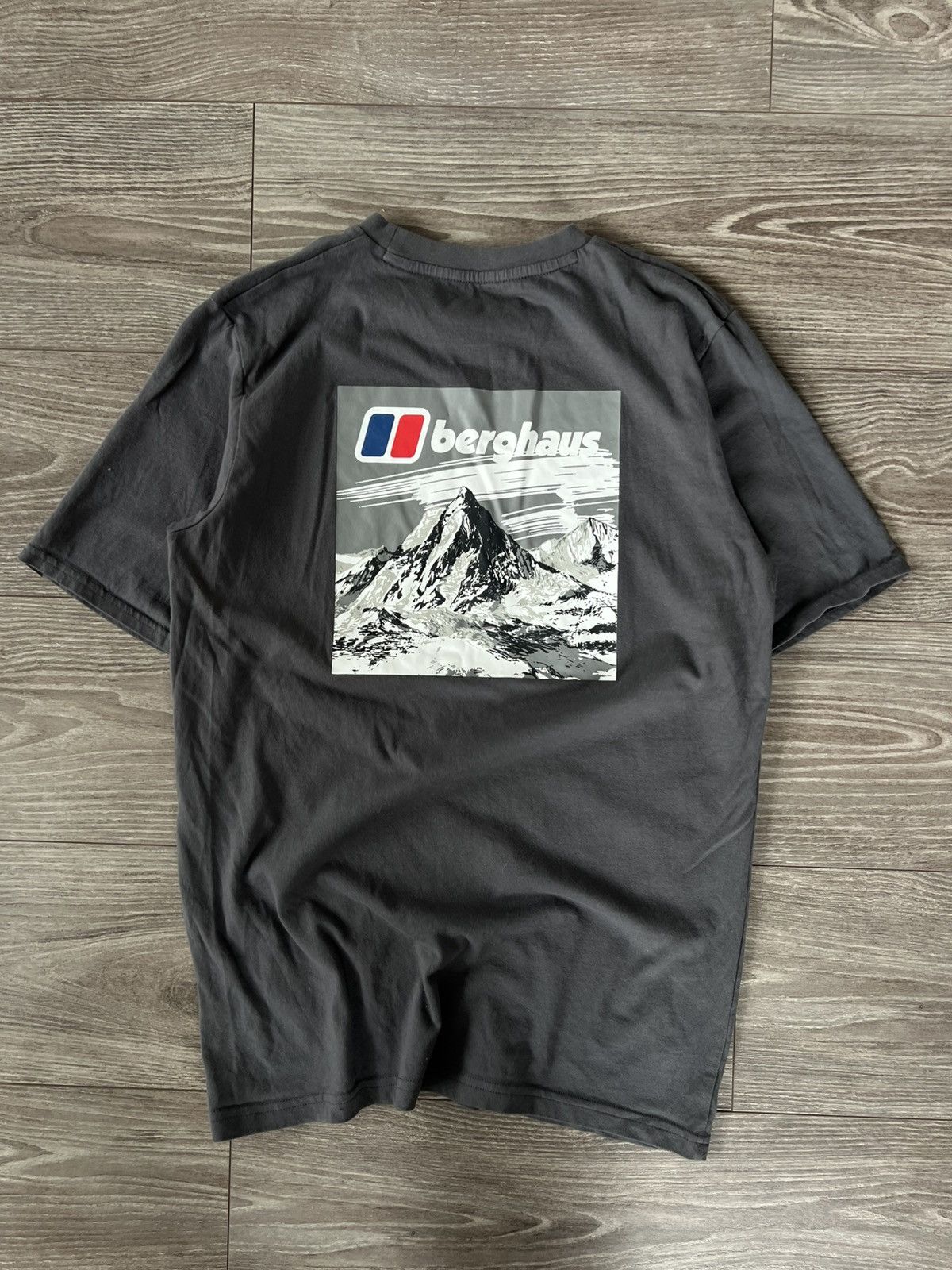 Berghaus Berghaus 100% Organic Cotton Big Logo Gorpcore Tee Size US M / EU 48-50 / 2 - 13 Thumbnail