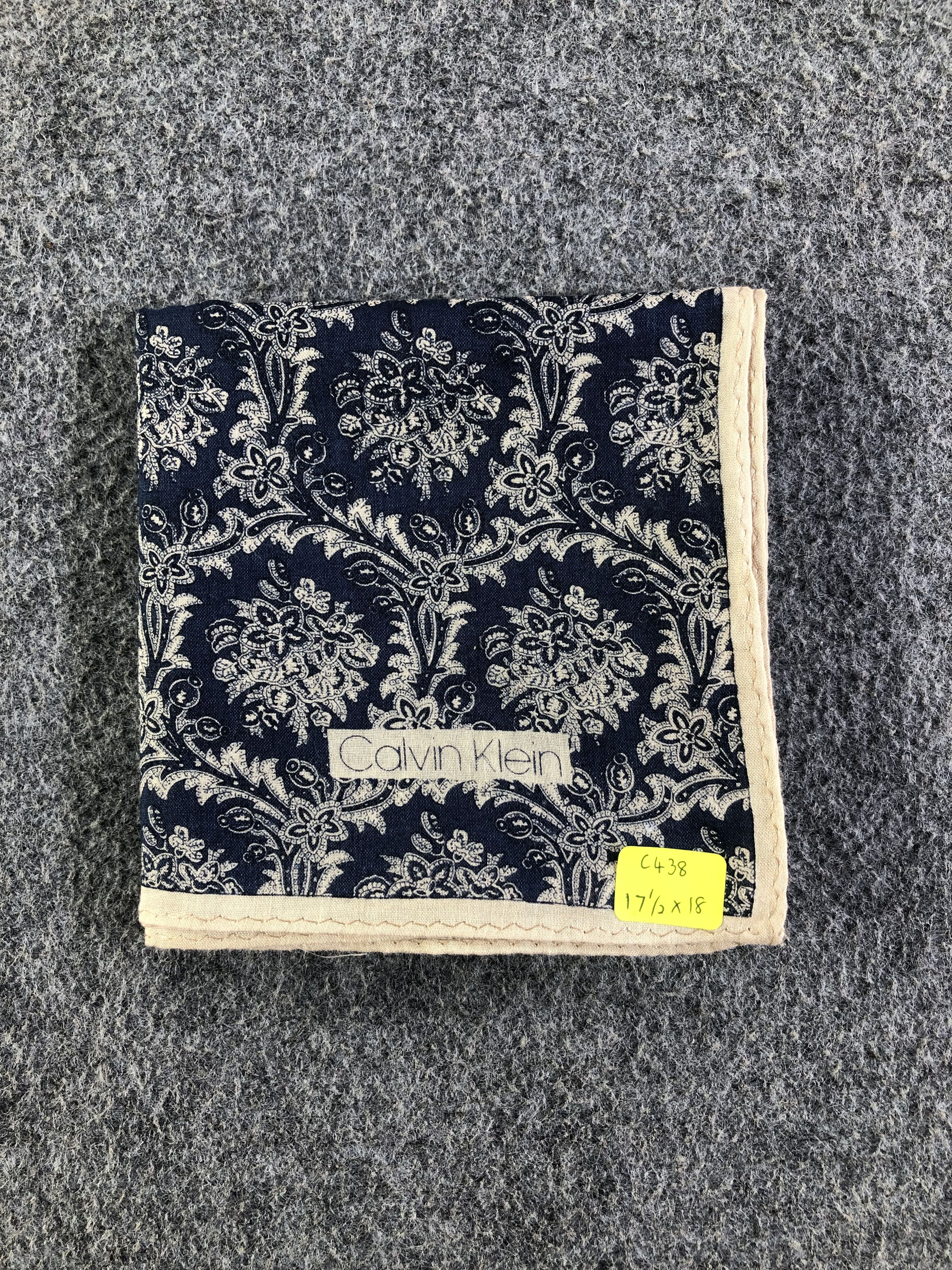 Calvin Klein Calvin Klein Handkerchief / Bandana / Neckerchief C438 Size ONE SIZE - 6 Thumbnail