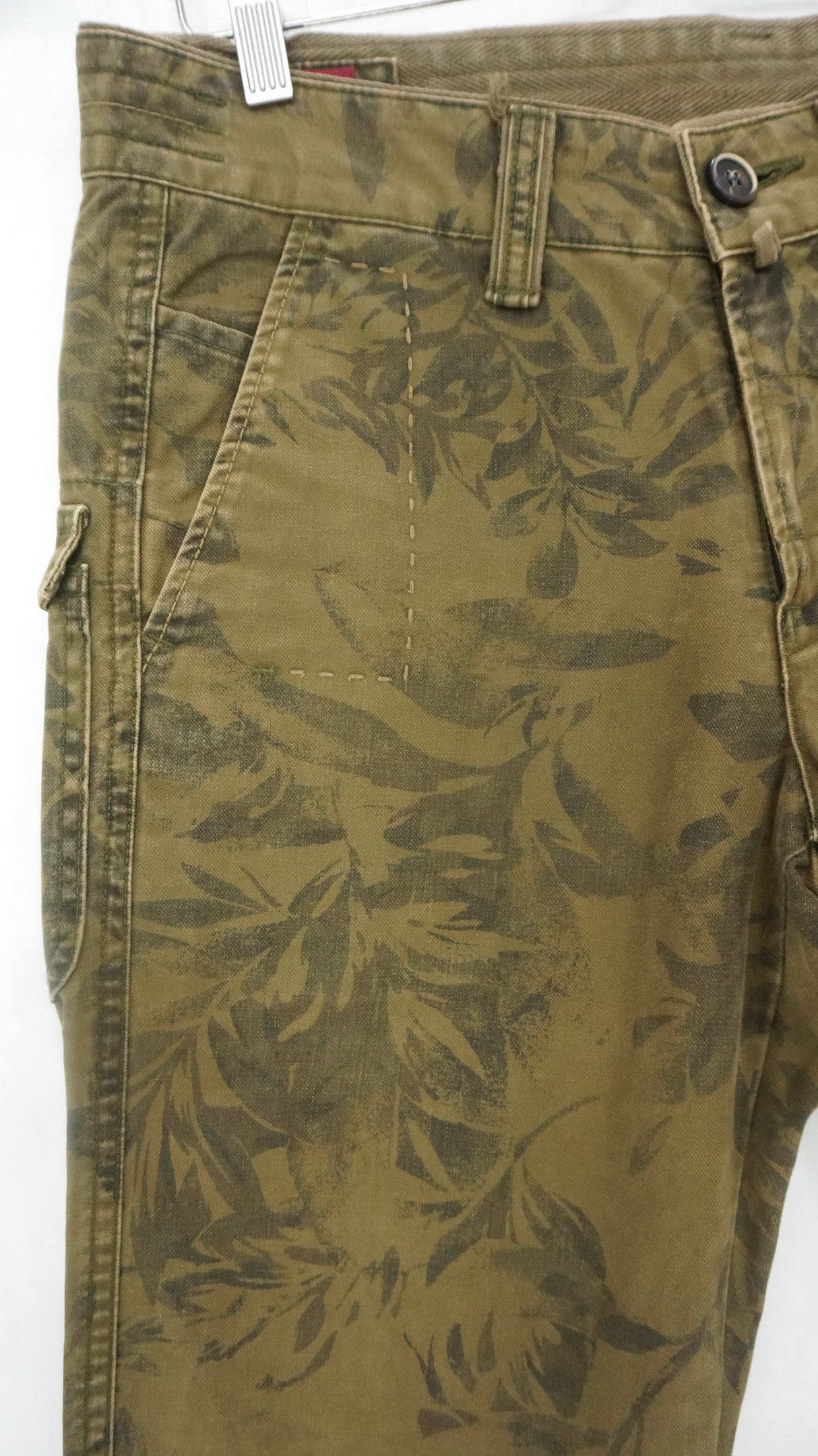 Marithe + Francois Girbaud Marithe Francois Girbaud Le Casual De Camo Pants Size US 34 / EU 50 - 4 Thumbnail