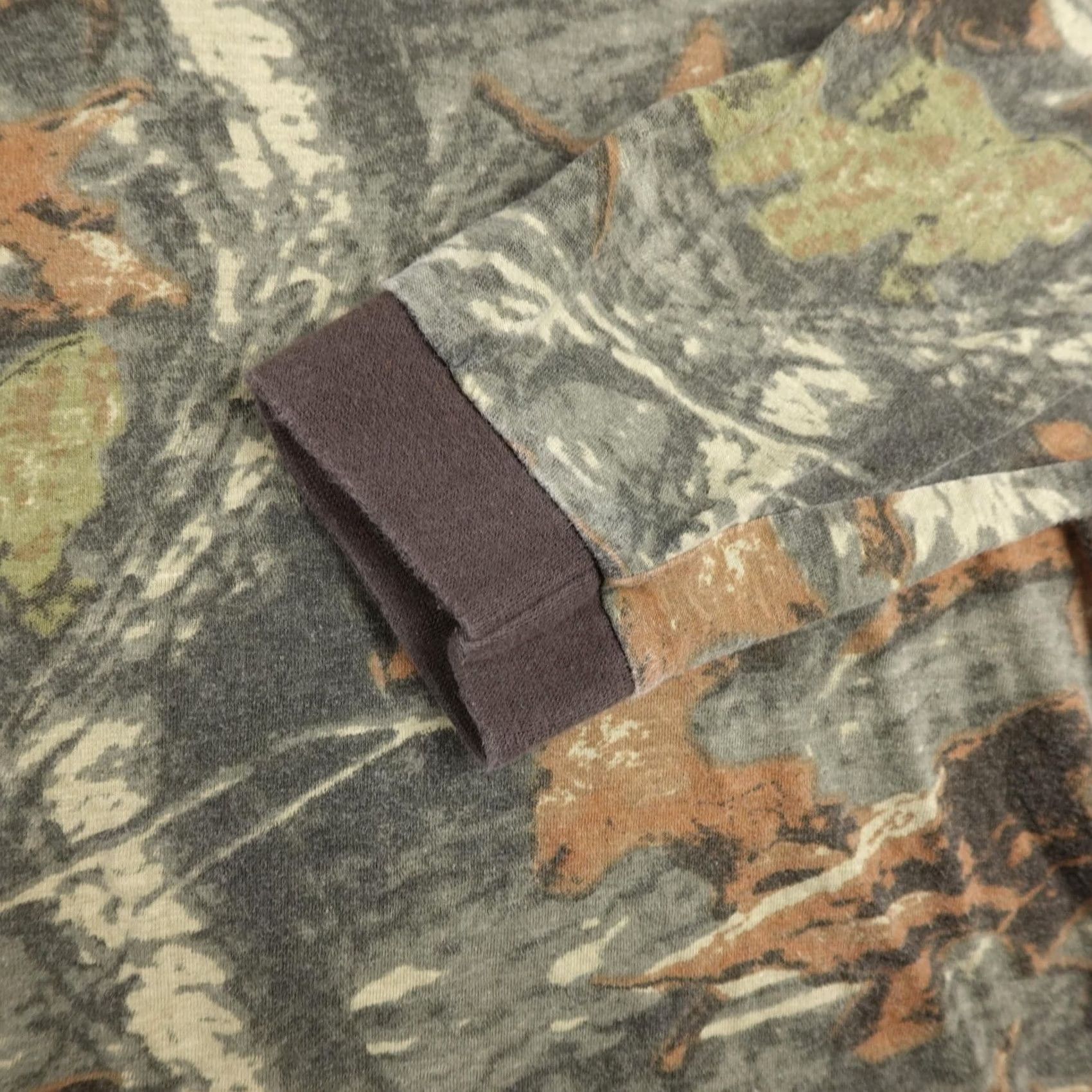 Vintage Vintage Rugged Wear Hunter's Peak Shirt Mens L Camouflage Henley Long Sleeve Size US L / EU 52-54 / 3 - 5 Thumbnail
