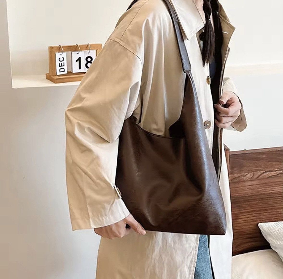 Japanese Brand PU Soft Leather Tote Bag Size ONE SIZE - 2 Thumbnail