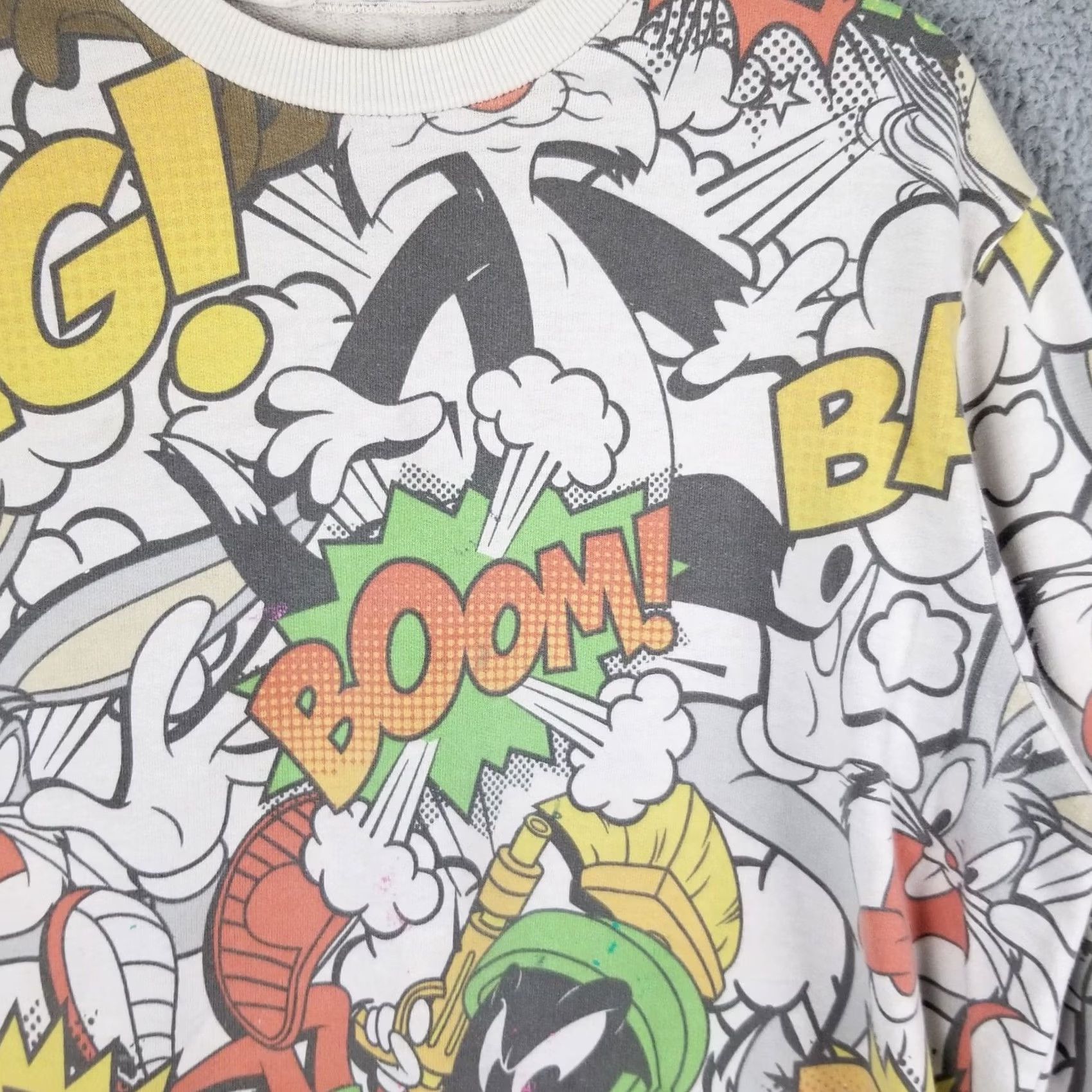 Vintage Vintage Looney Tunes Sweatshirt All Over Print Marvin Bugs Bunny Sylvester 23X28 L White Hip Hop 1990s Mens Size US L / EU 52-54 / 3 - 2 Thumbnail