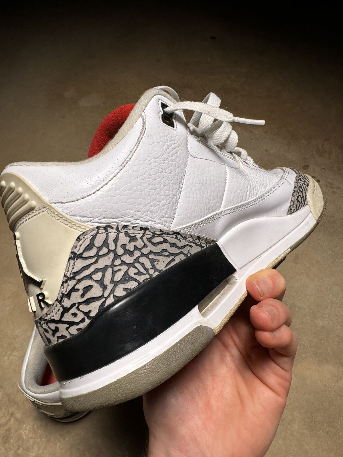 Jordan Brand × Nike Nike Jordan 2011 White Cement 3 Size US 10 / EU 43 - 13 Thumbnail